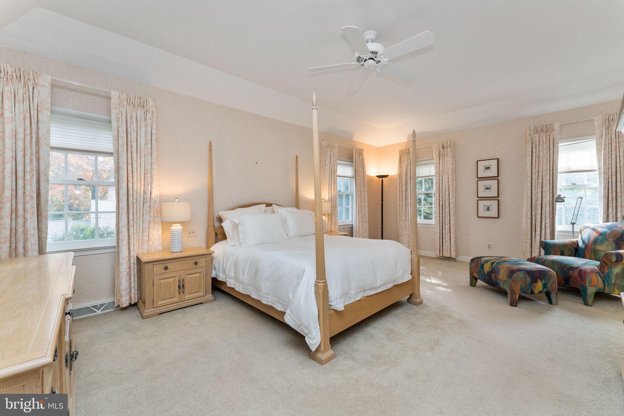 GLADWYNE - Residential