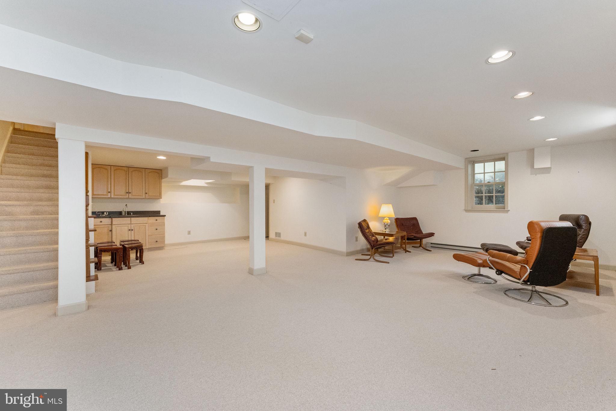 GLADWYNE - Residential