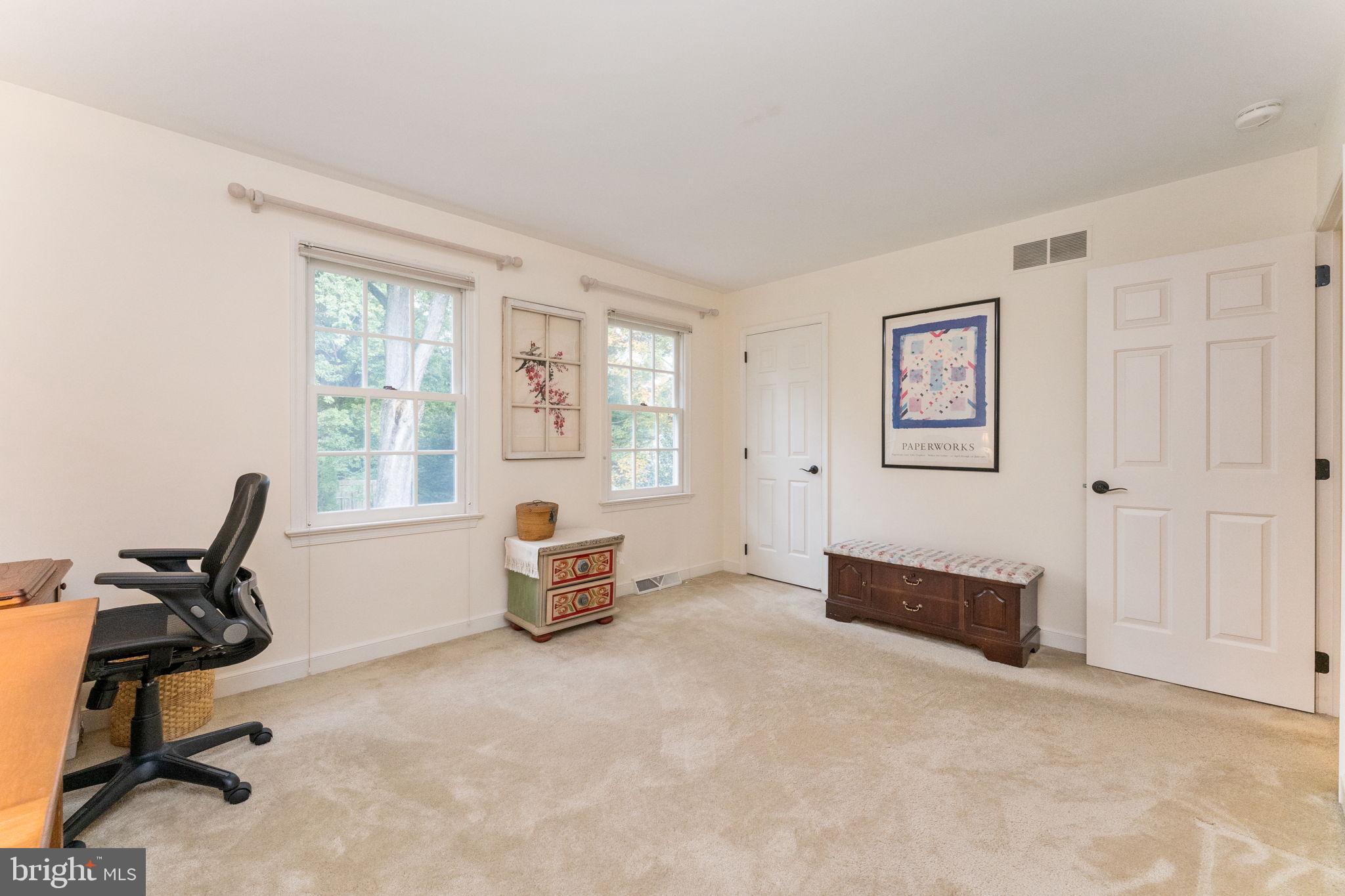 GLADWYNE - Residential