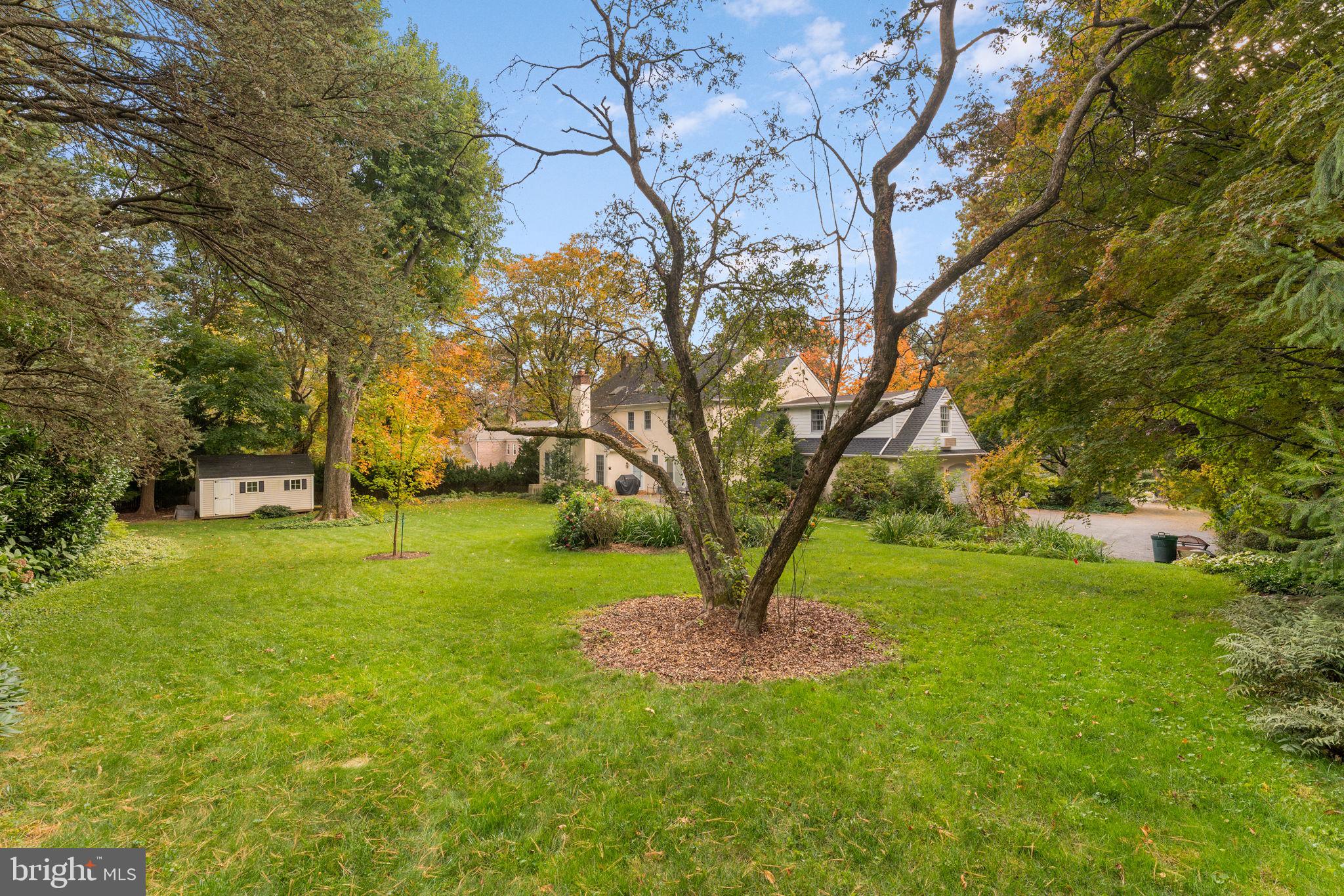 GLADWYNE - Residential