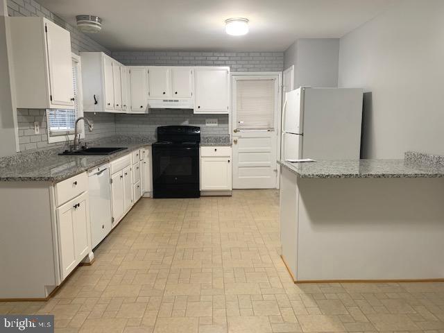 SHERATON HILLS - Residential Lease