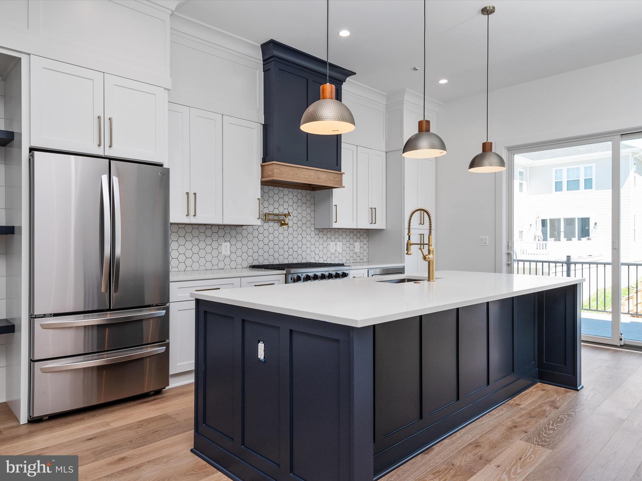 SUFFRAGE POINT - Residential