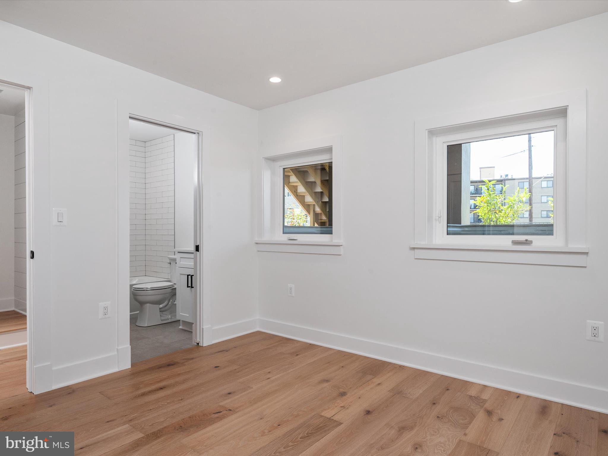 SUFFRAGE POINT - Residential