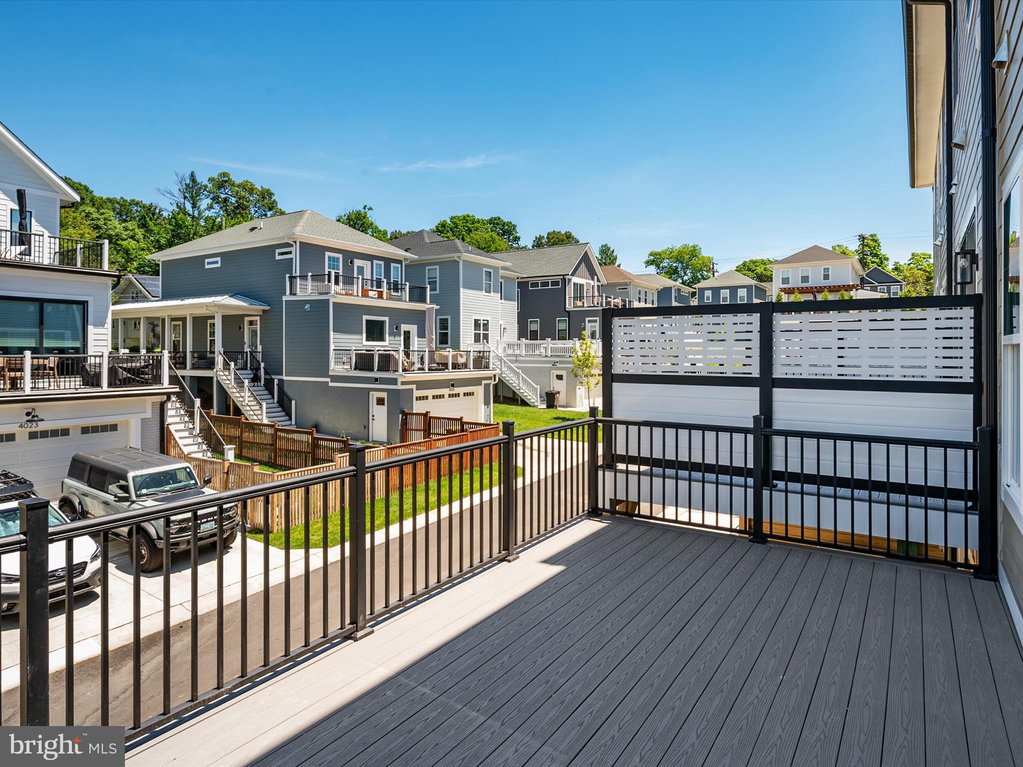 SUFFRAGE POINT - Residential