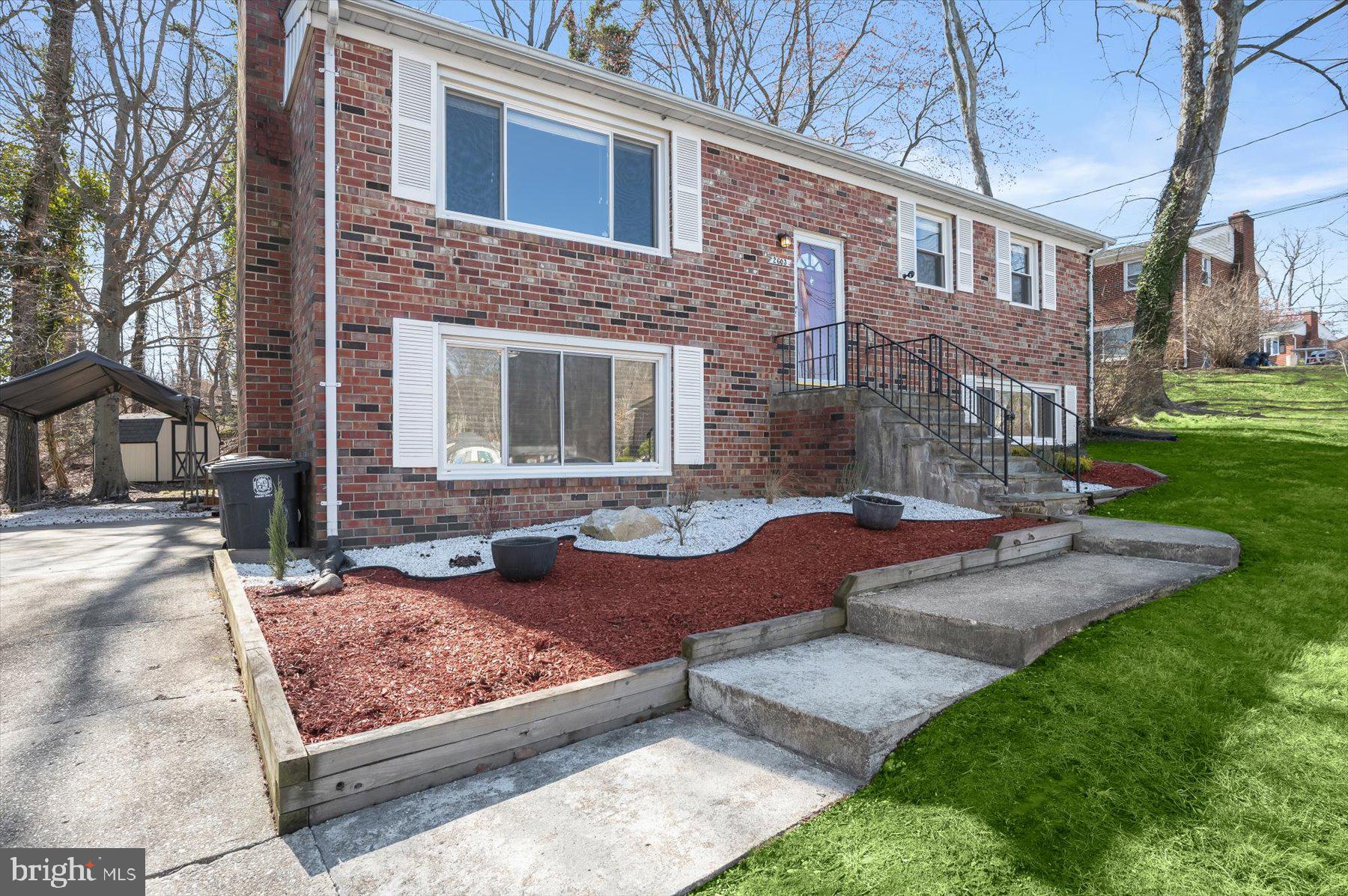 2603 MARY PLACE