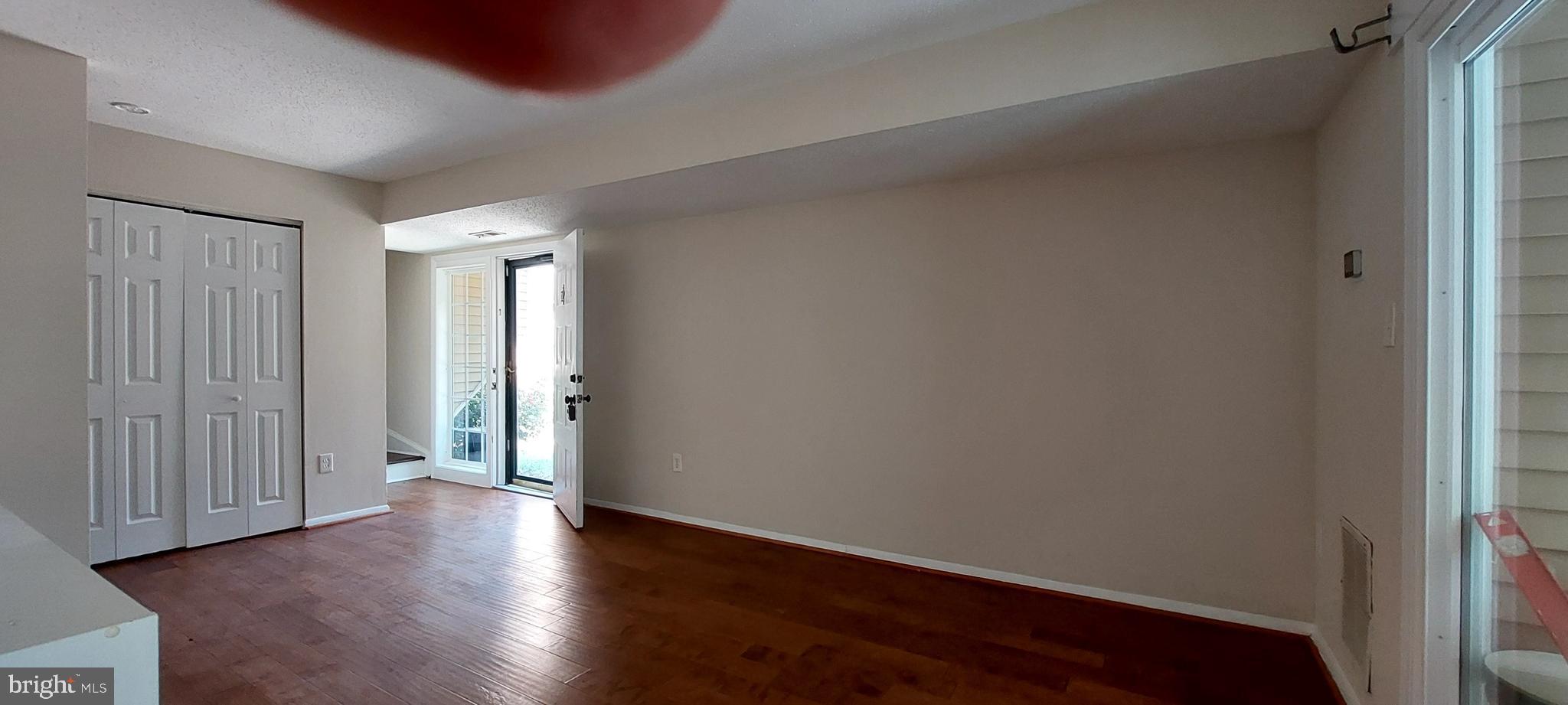 COUNTRYSIDE - Residential Lease