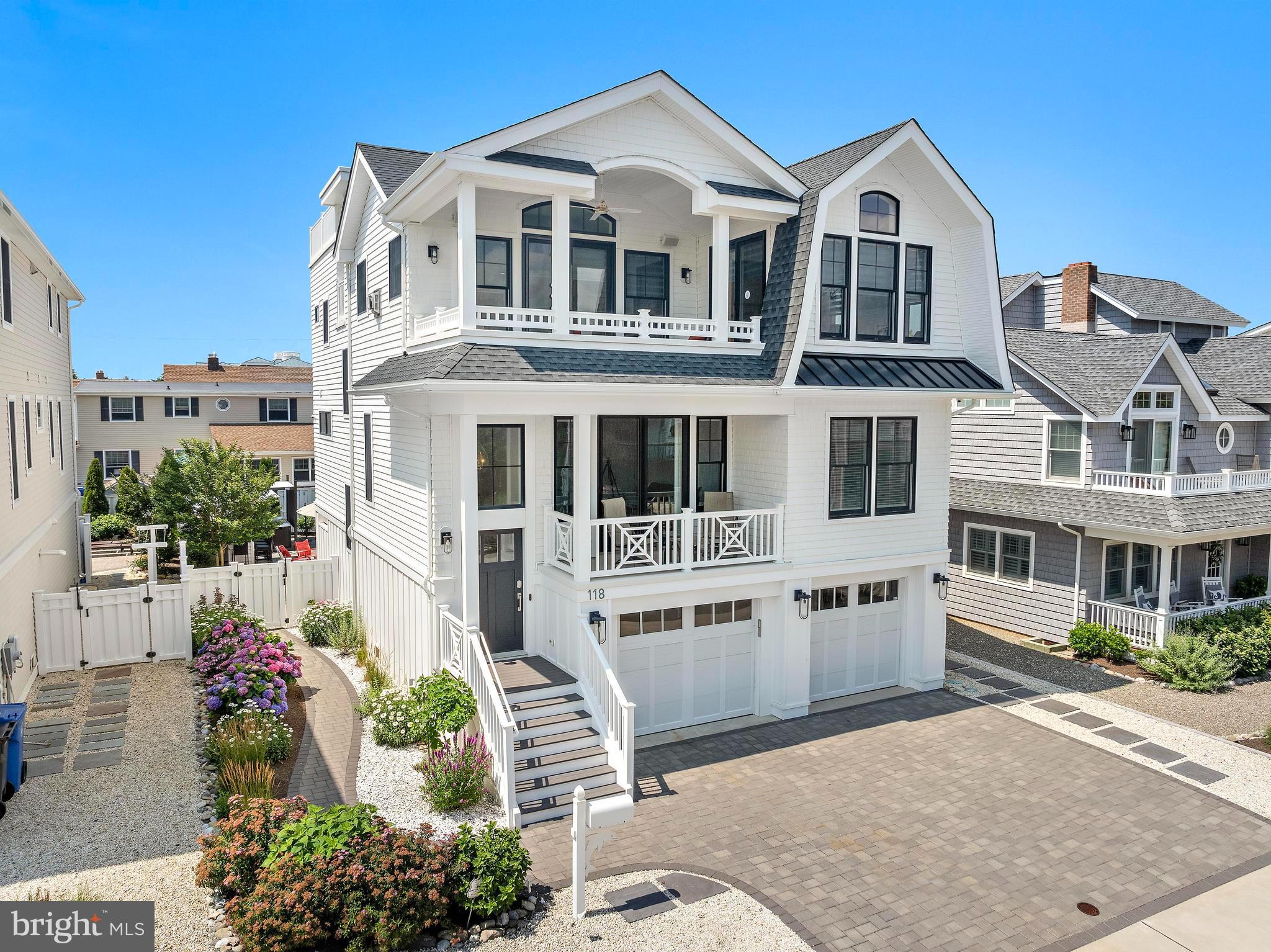 118 DOLPHIN AVENUE