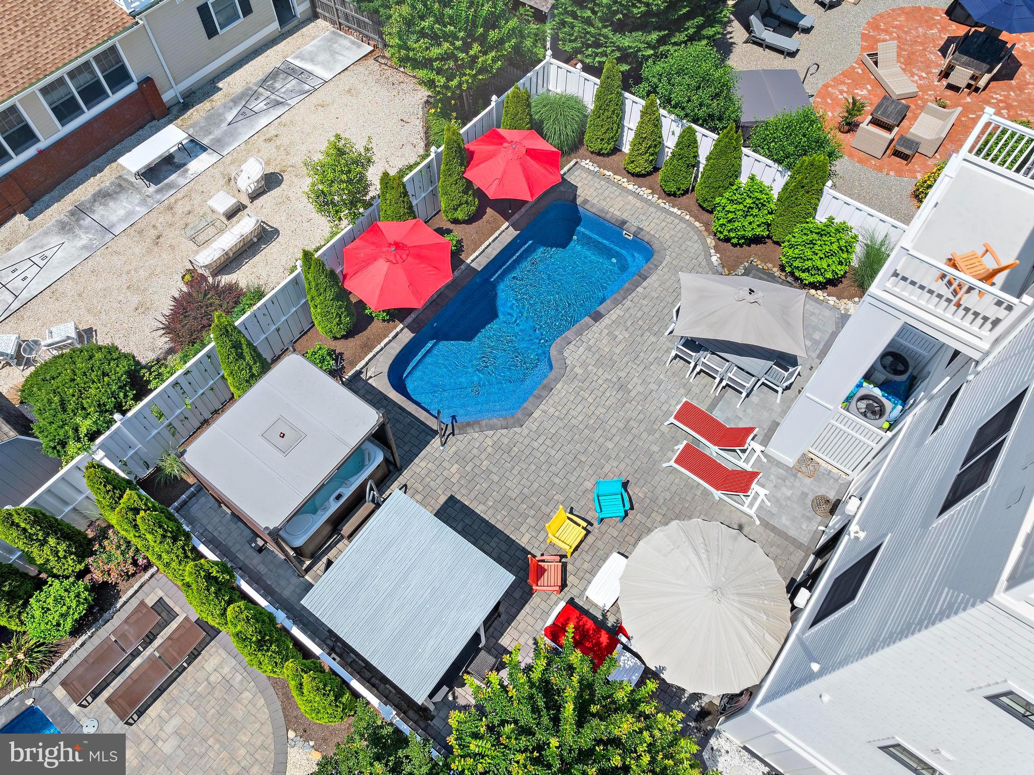 118 DOLPHIN AVENUE