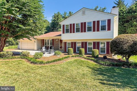 5201 DUNLEIGH DRIVE BURKE VA 22015