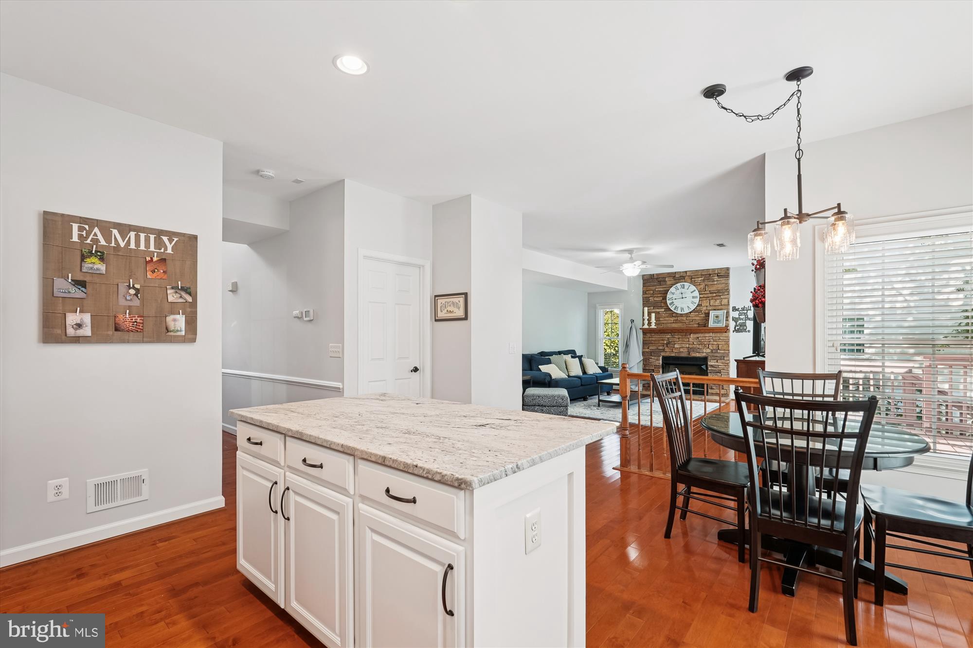 ASHBURN FARM - Residential