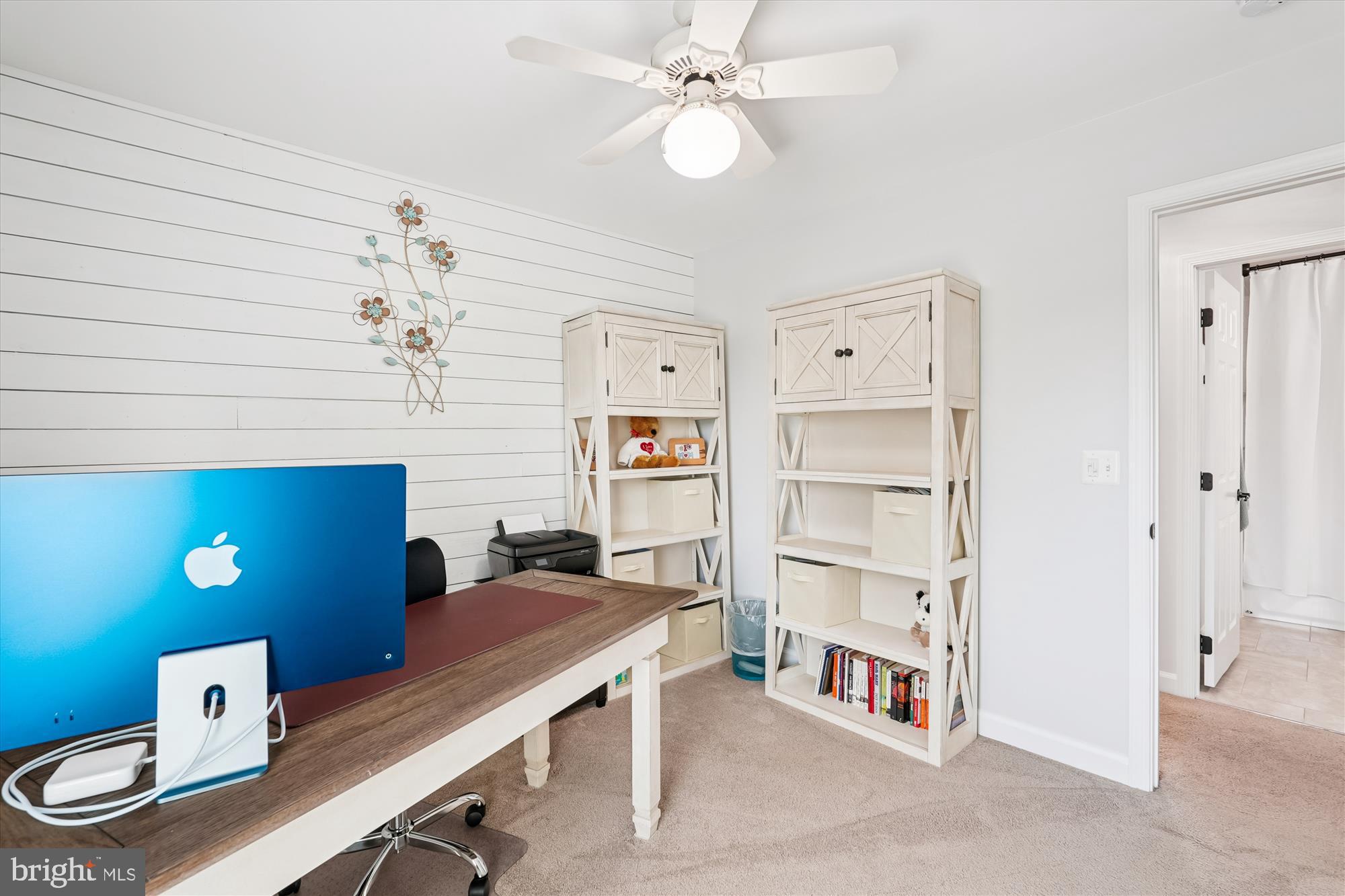 ASHBURN FARM - Residential