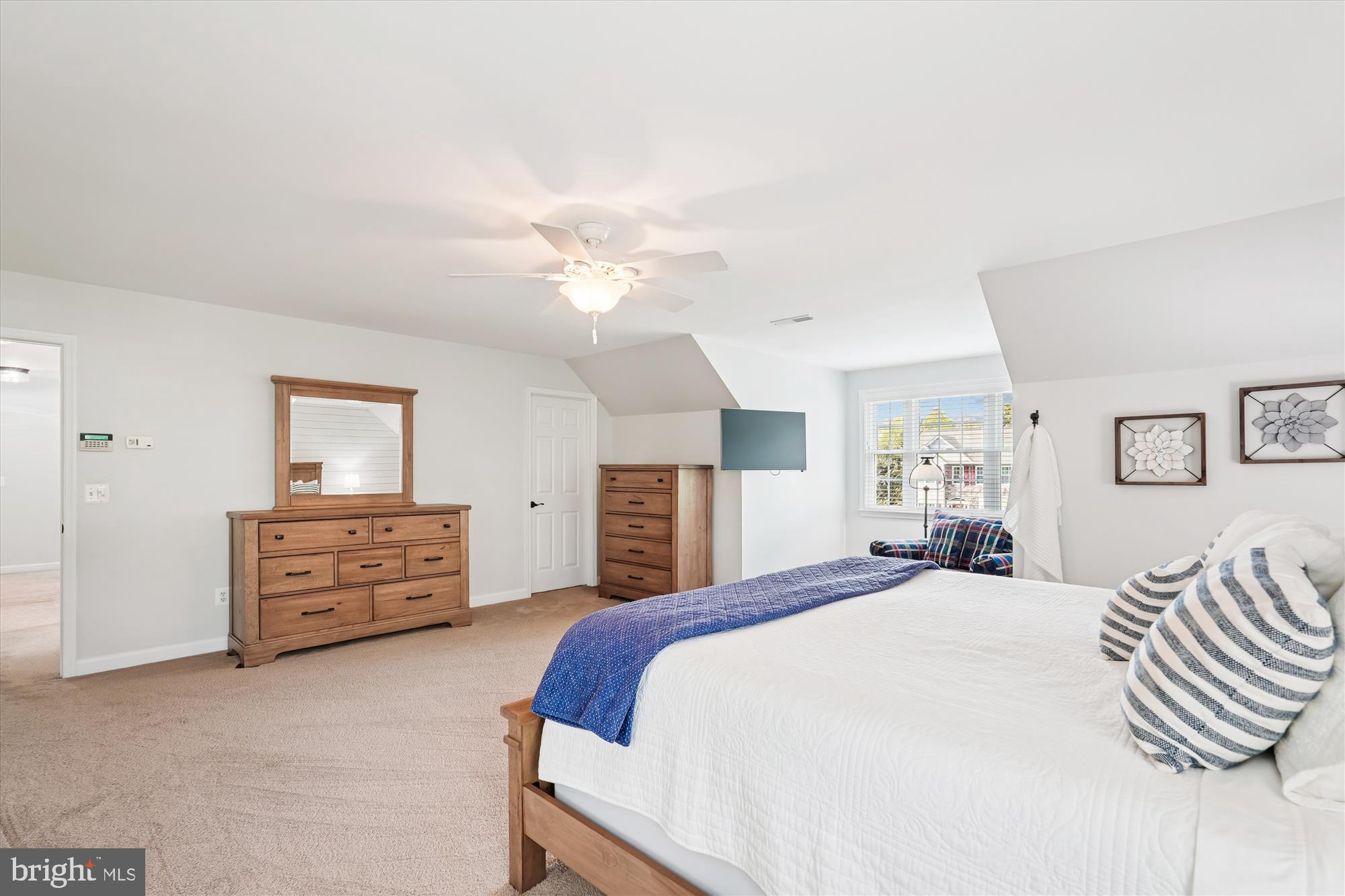 ASHBURN FARM - Residential