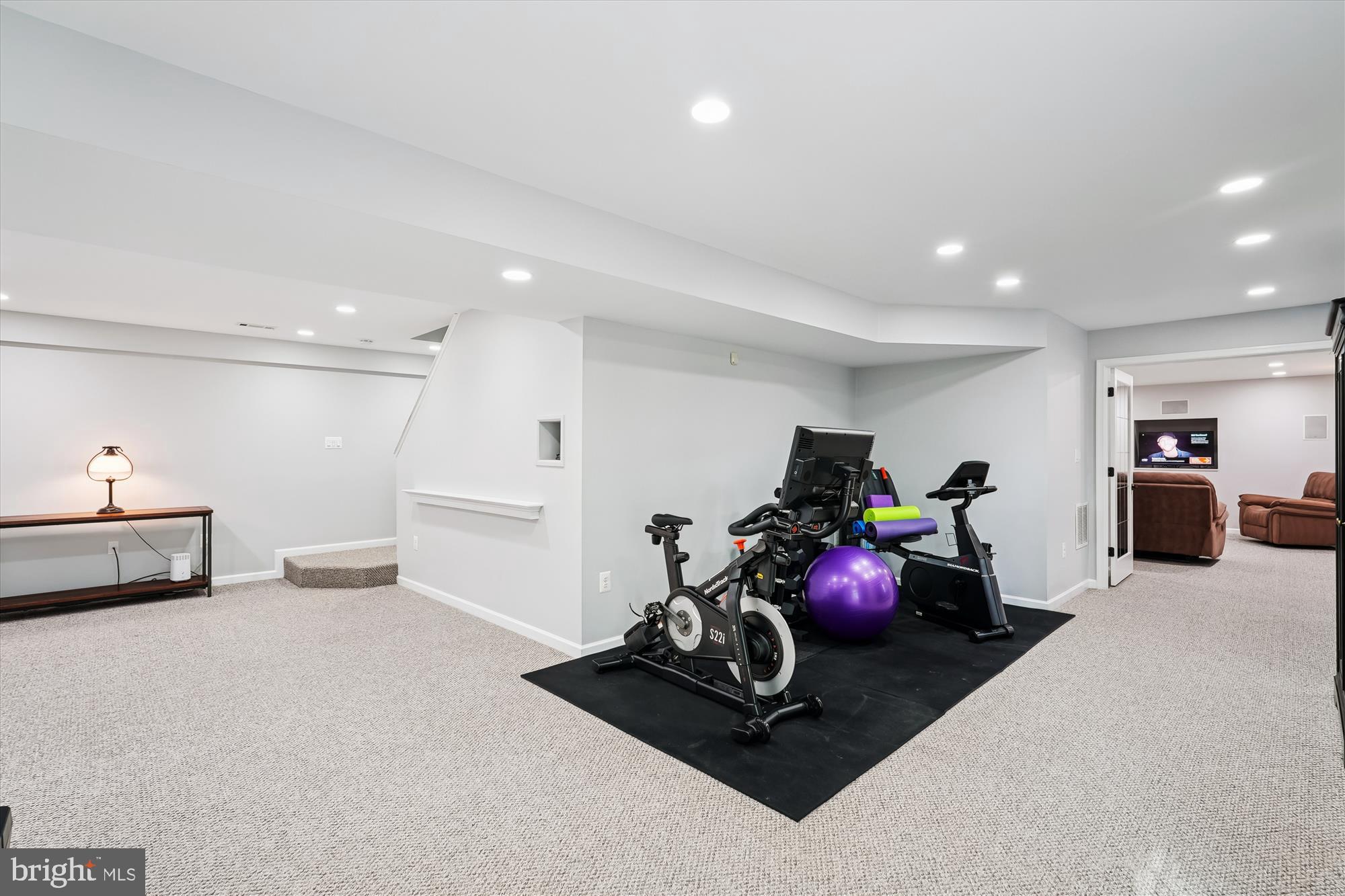 ASHBURN FARM - Residential