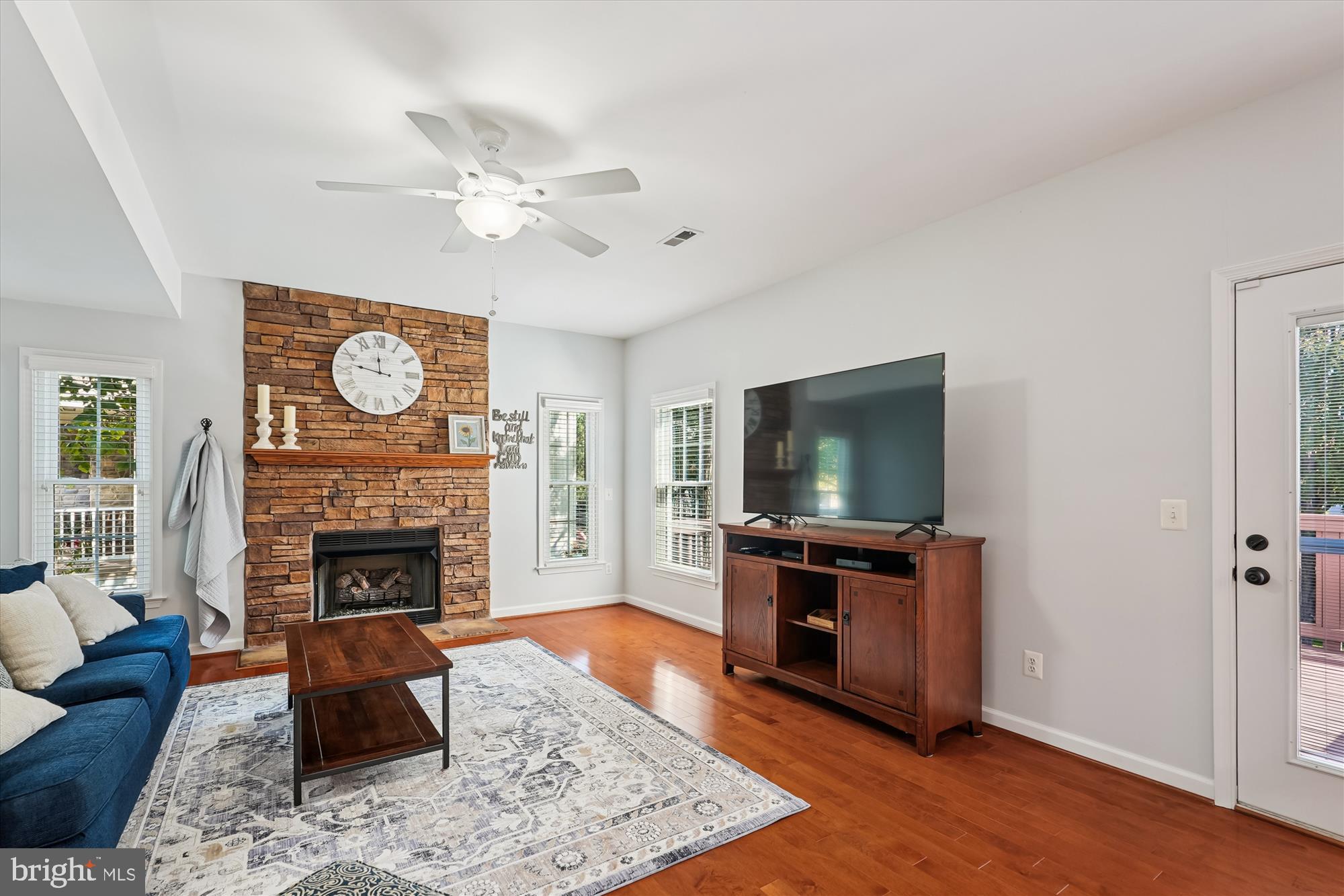 ASHBURN FARM - Residential