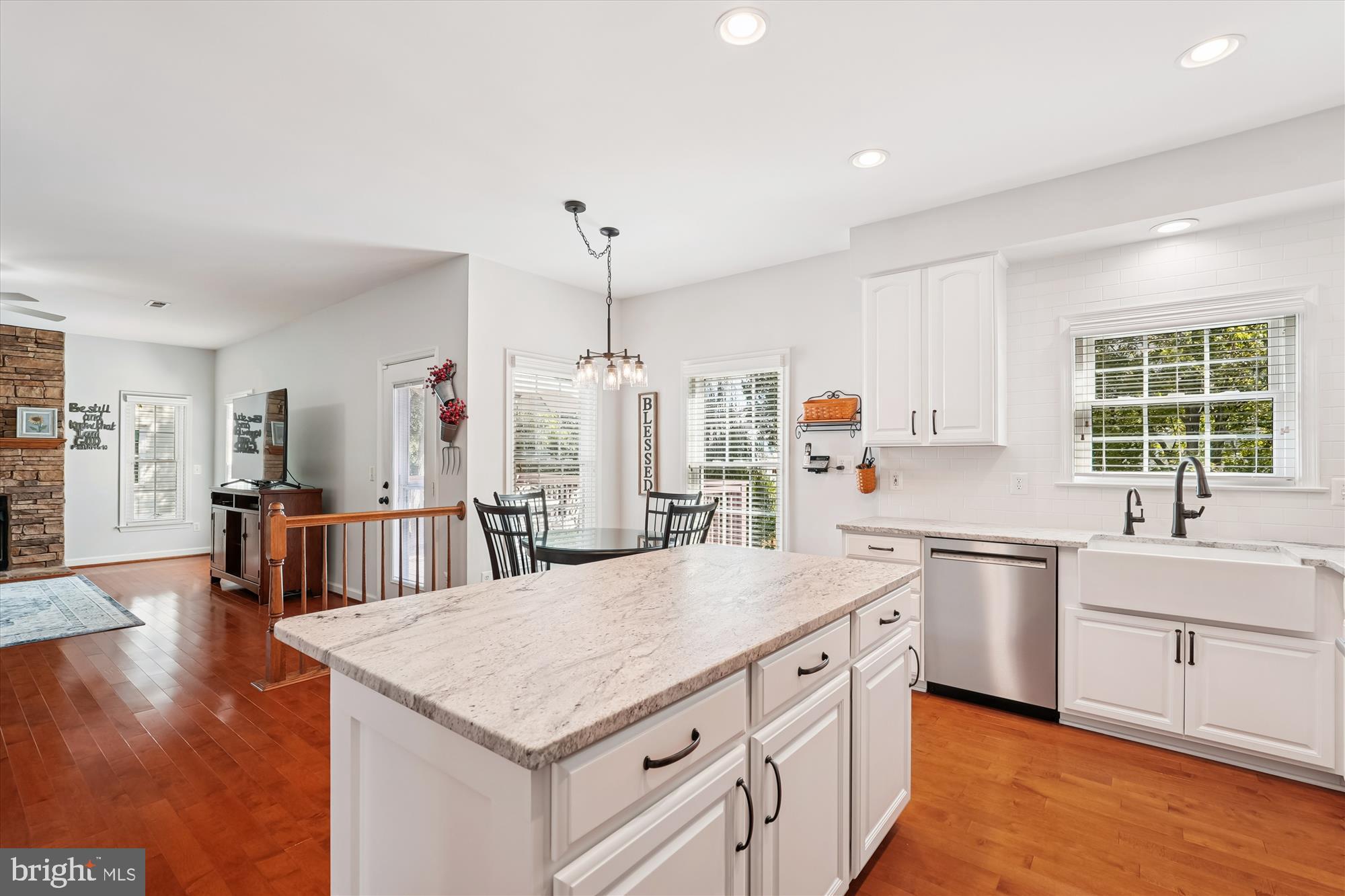 ASHBURN FARM - Residential