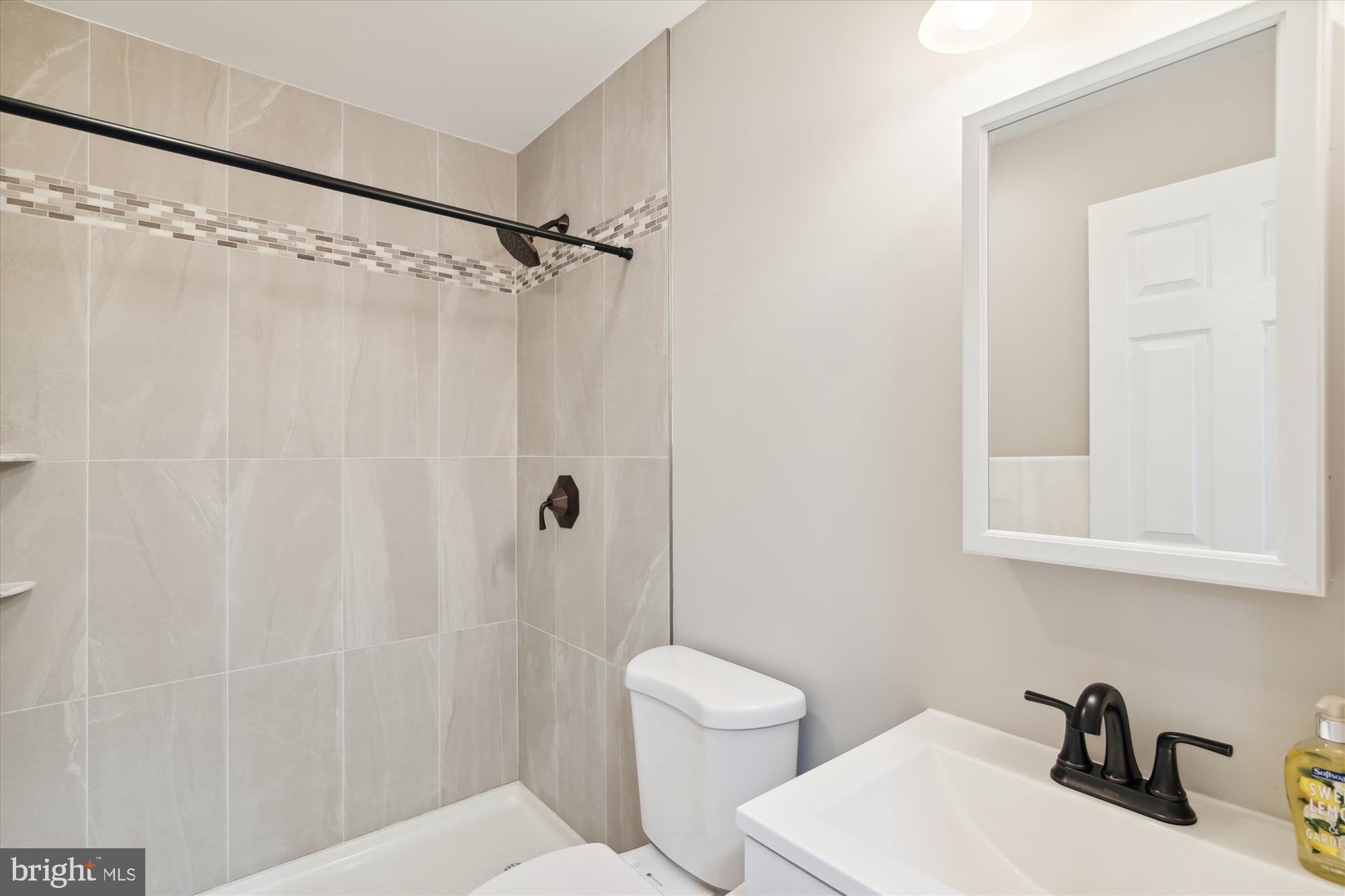 CAPE ST CLAIRE - Residential