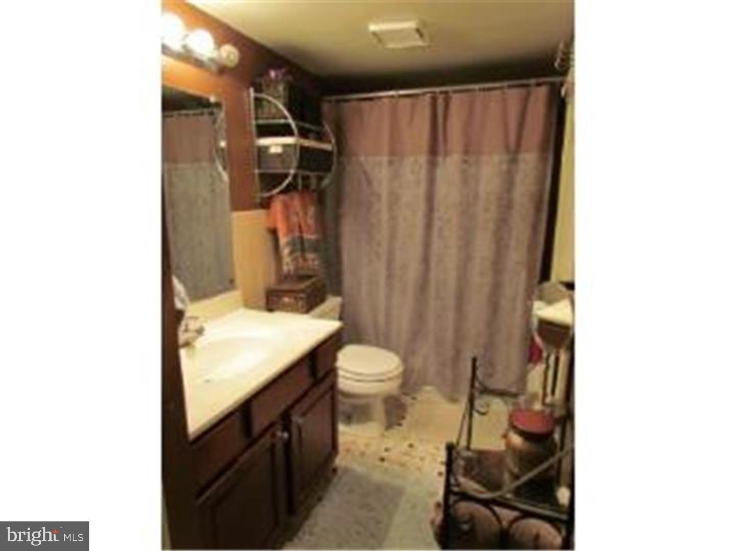 OXFORD OF BLUE BELL - Residential