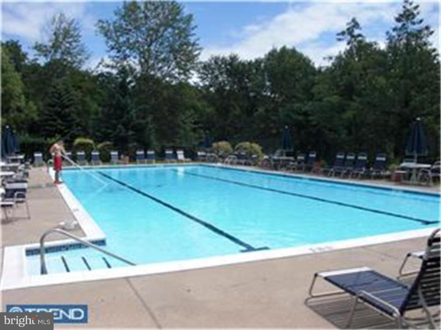 OXFORD OF BLUE BELL - Residential