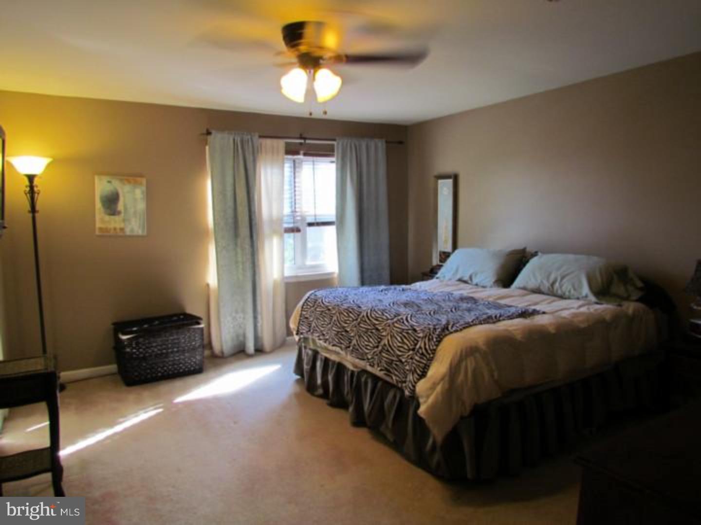 OXFORD OF BLUE BELL - Residential