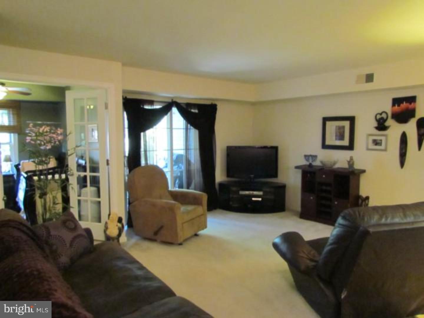 OXFORD OF BLUE BELL - Residential