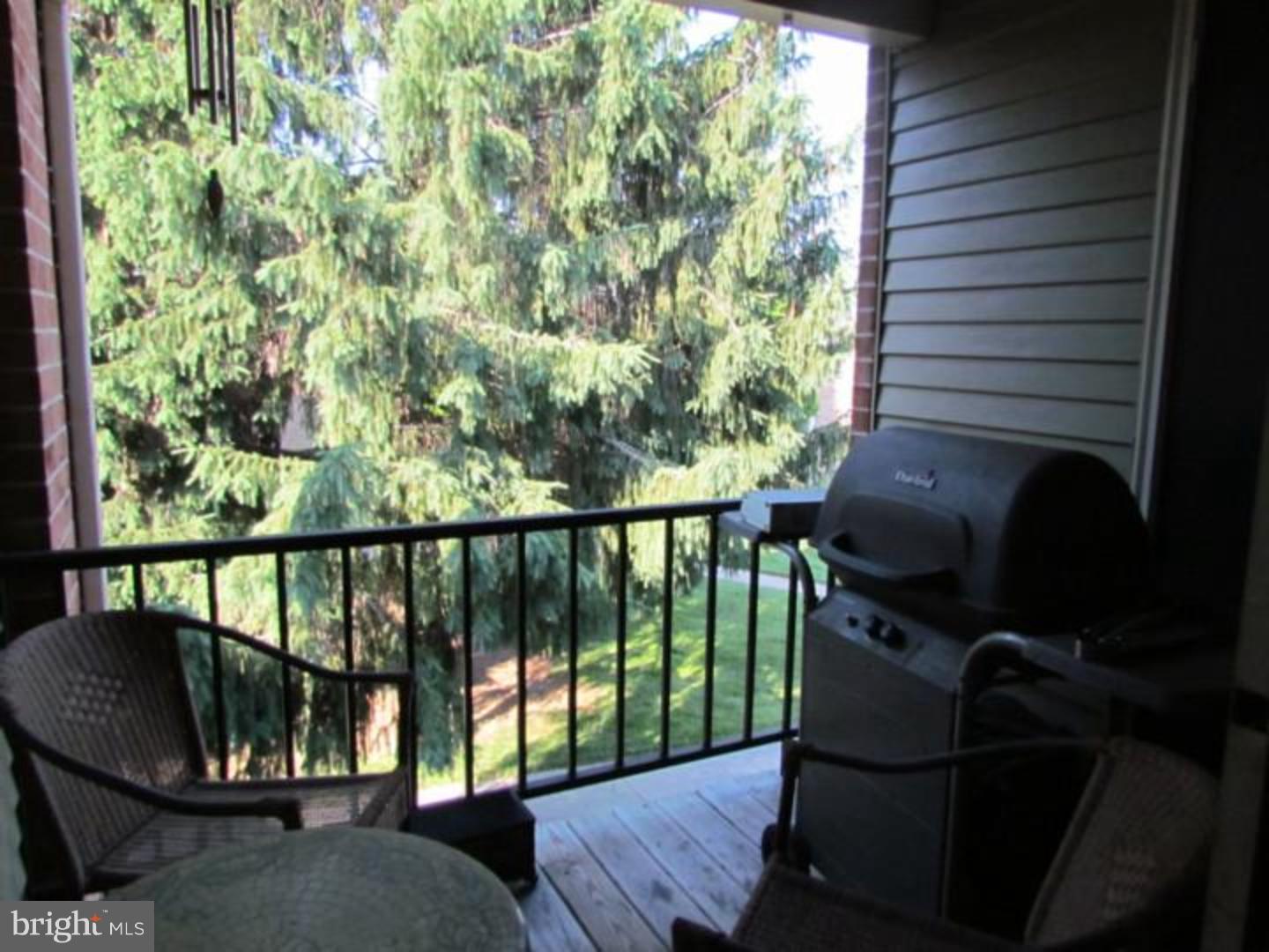 OXFORD OF BLUE BELL - Residential