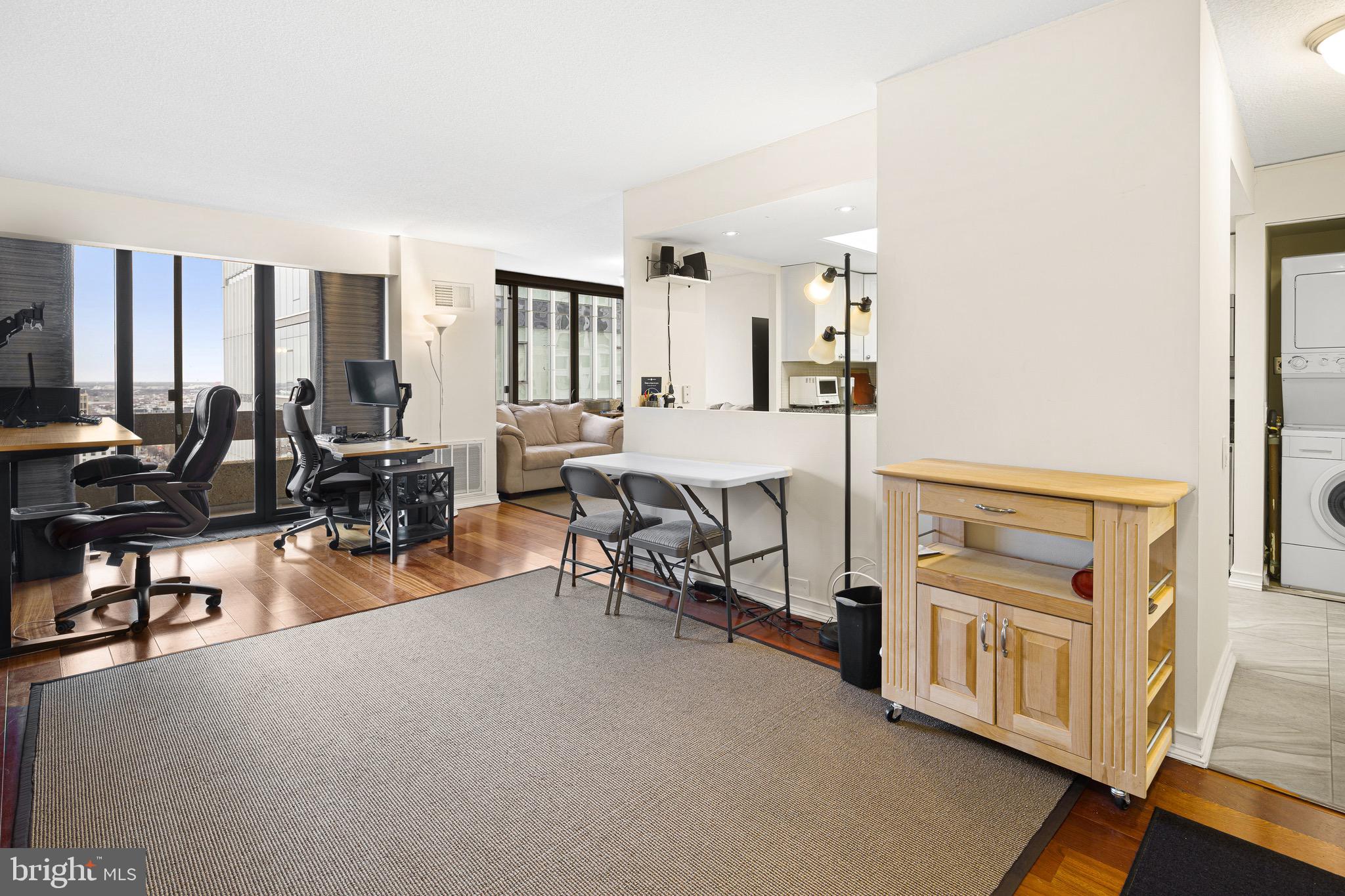 CENTER CITY ONE - Residential