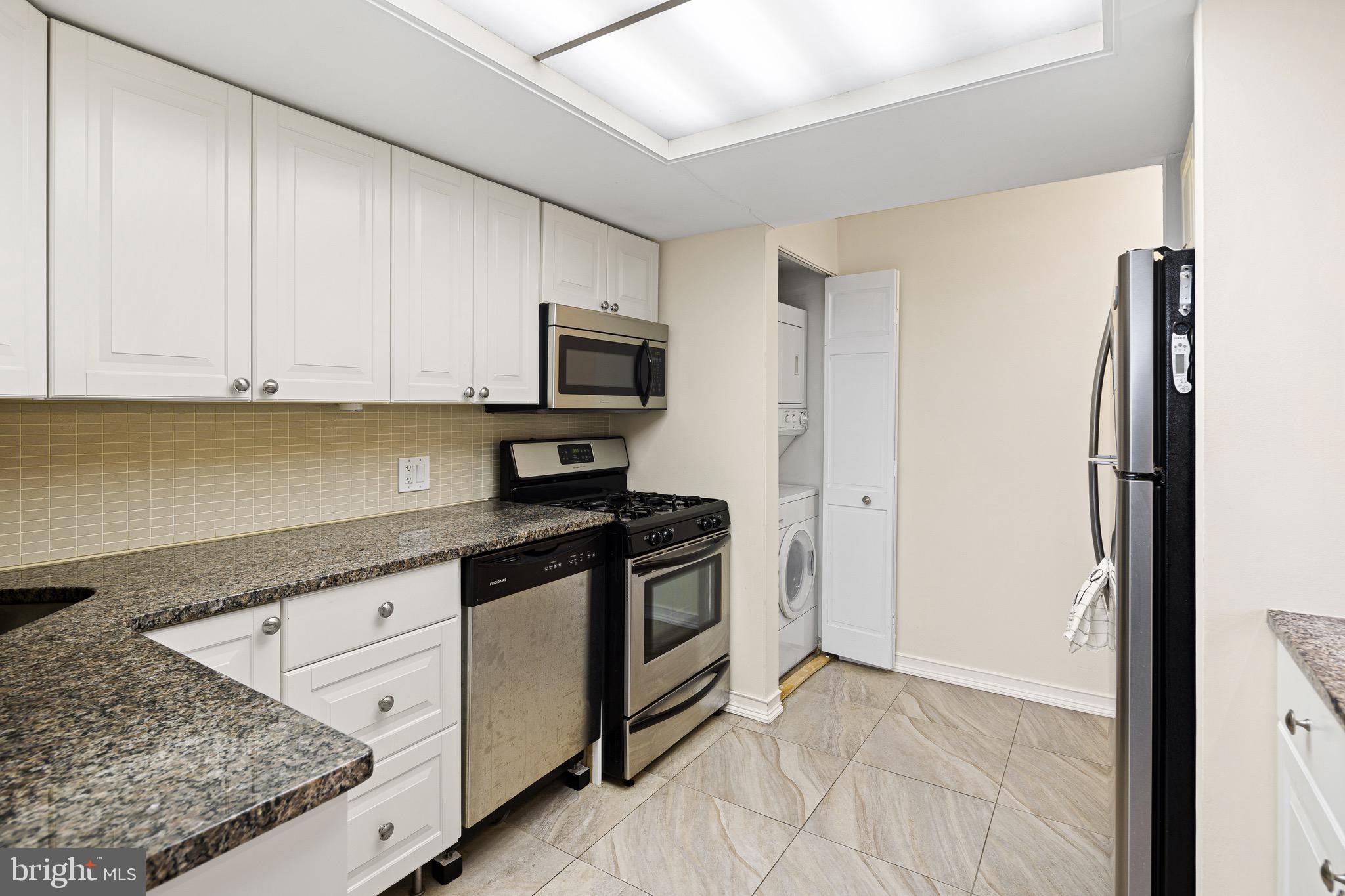 CENTER CITY ONE - Residential