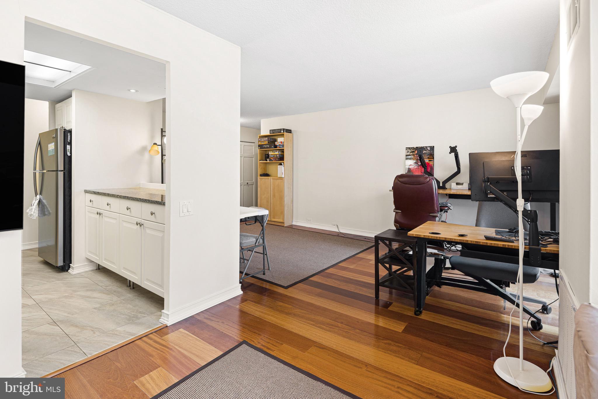 CENTER CITY ONE - Residential