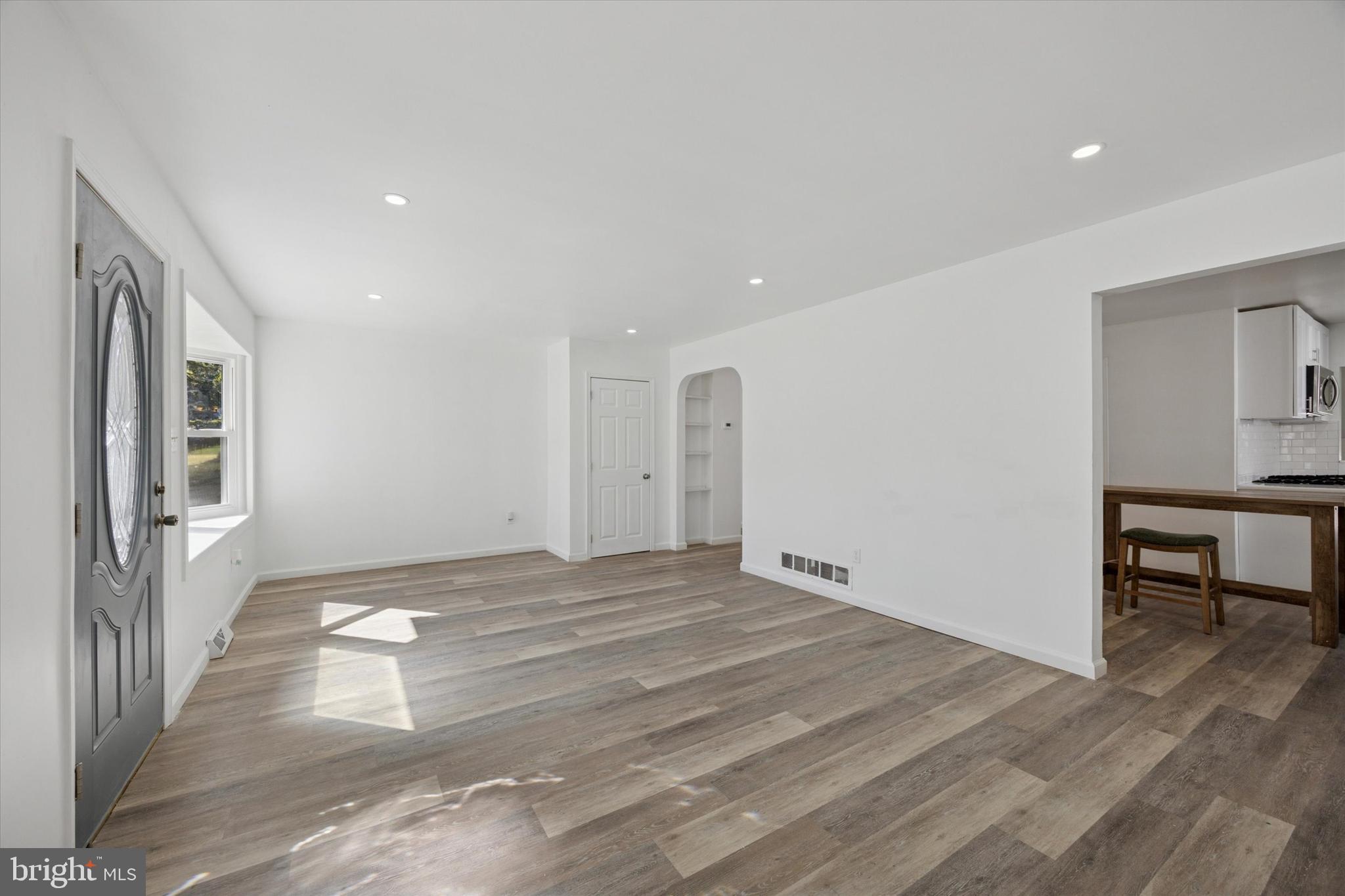 WILLOW GROVE - Residential