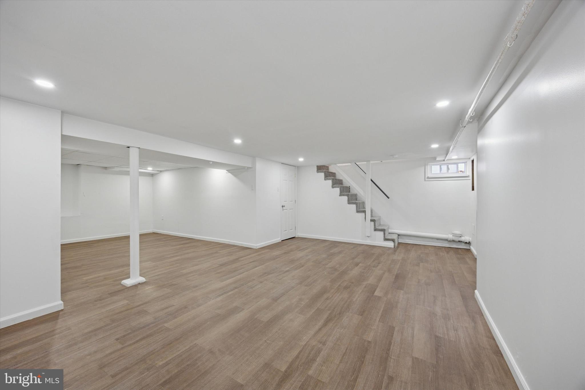 WILLOW GROVE - Residential