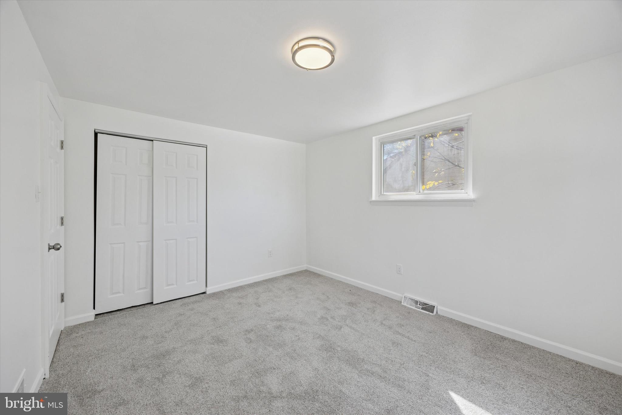 WILLOW GROVE - Residential