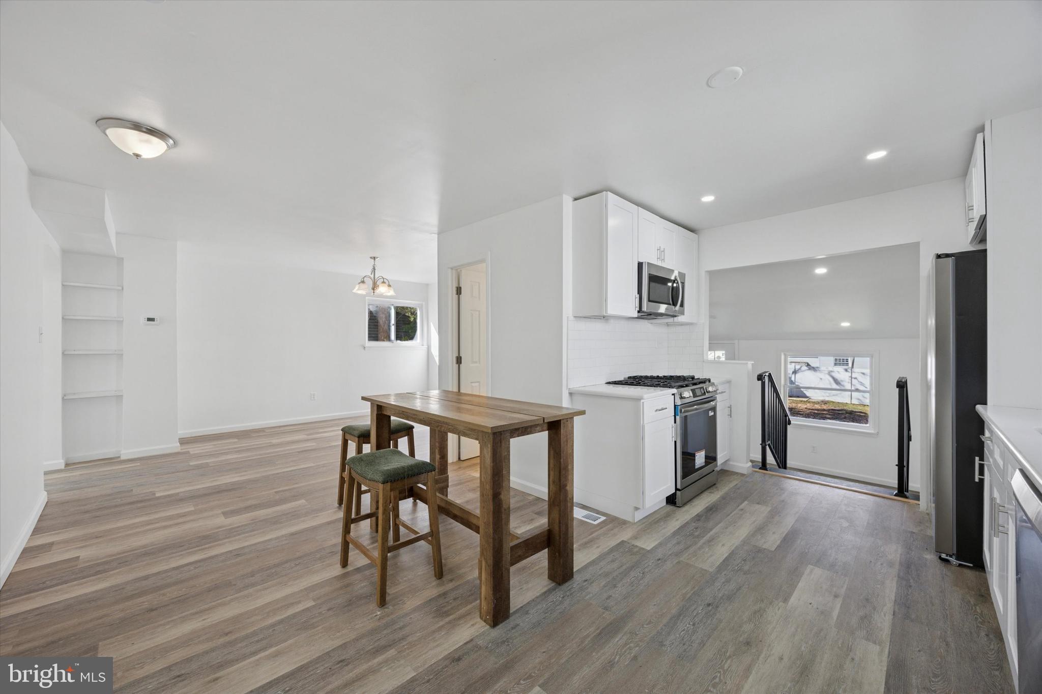 WILLOW GROVE - Residential