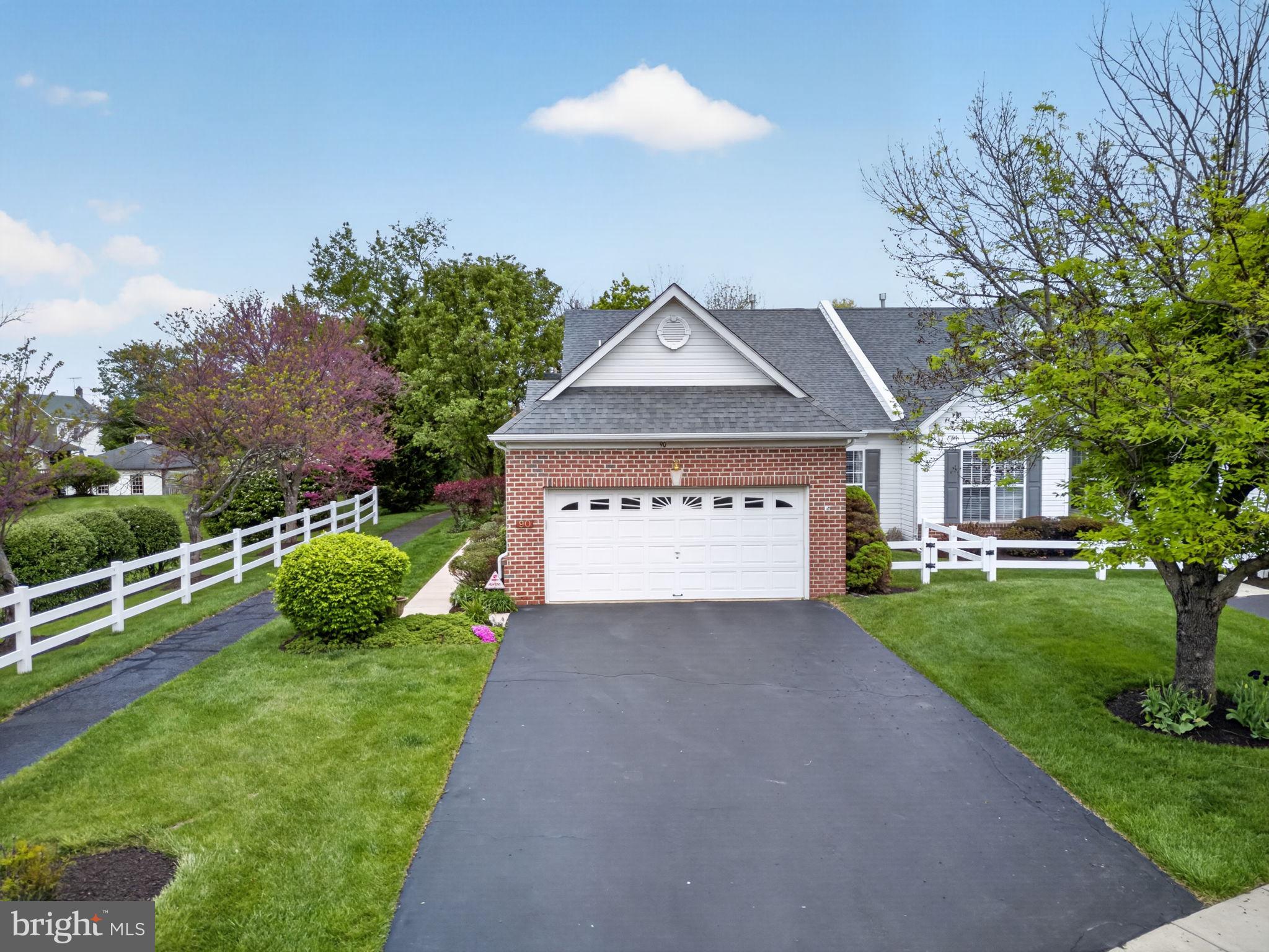 90 NEWBURY WAY