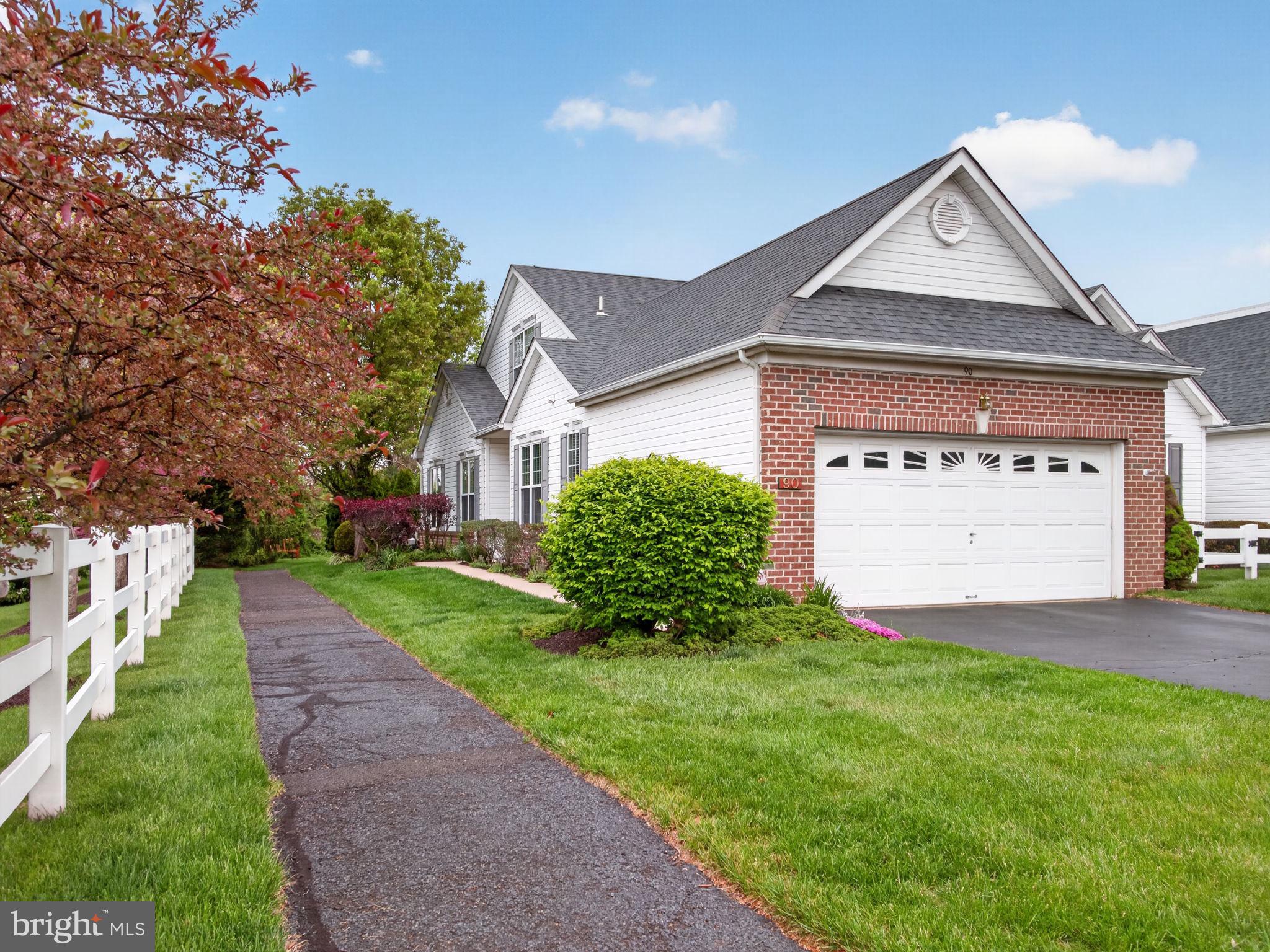 90 NEWBURY WAY