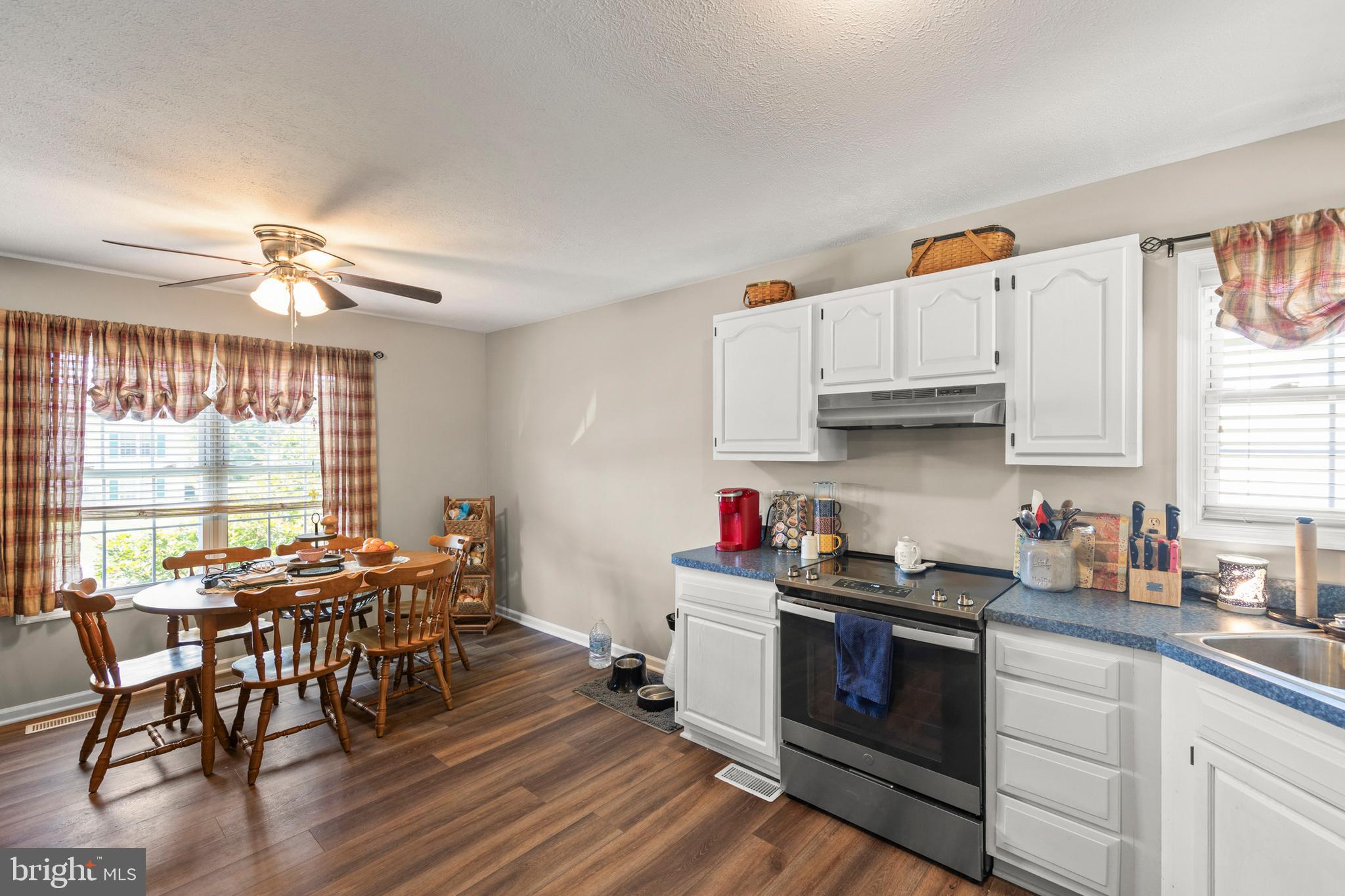 ELIZABETH STATION - Residential