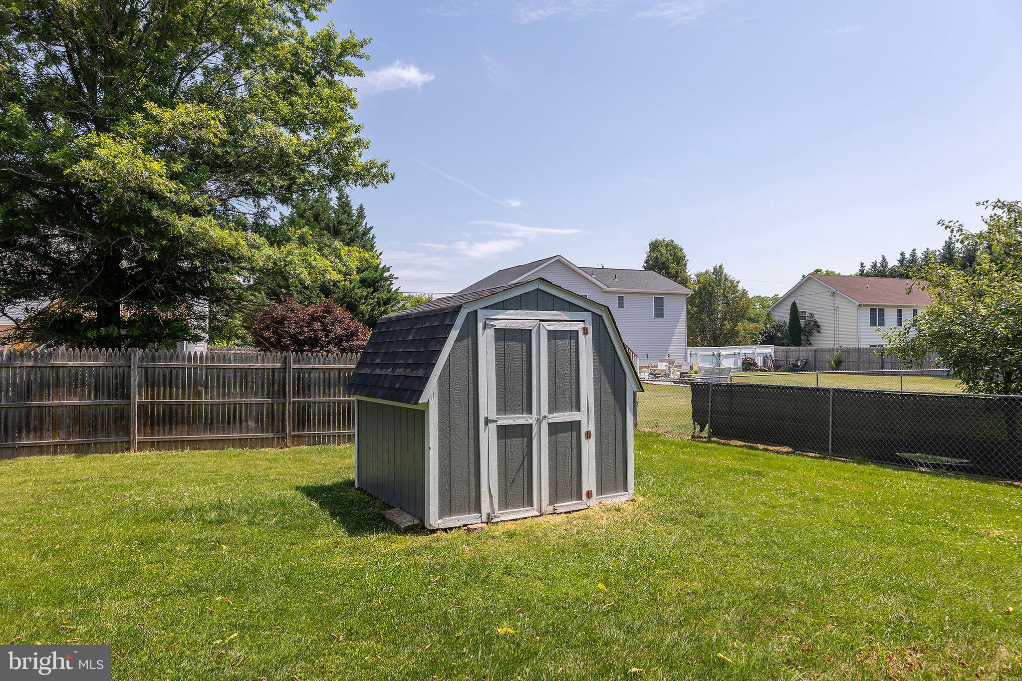 ELIZABETH STATION - Residential