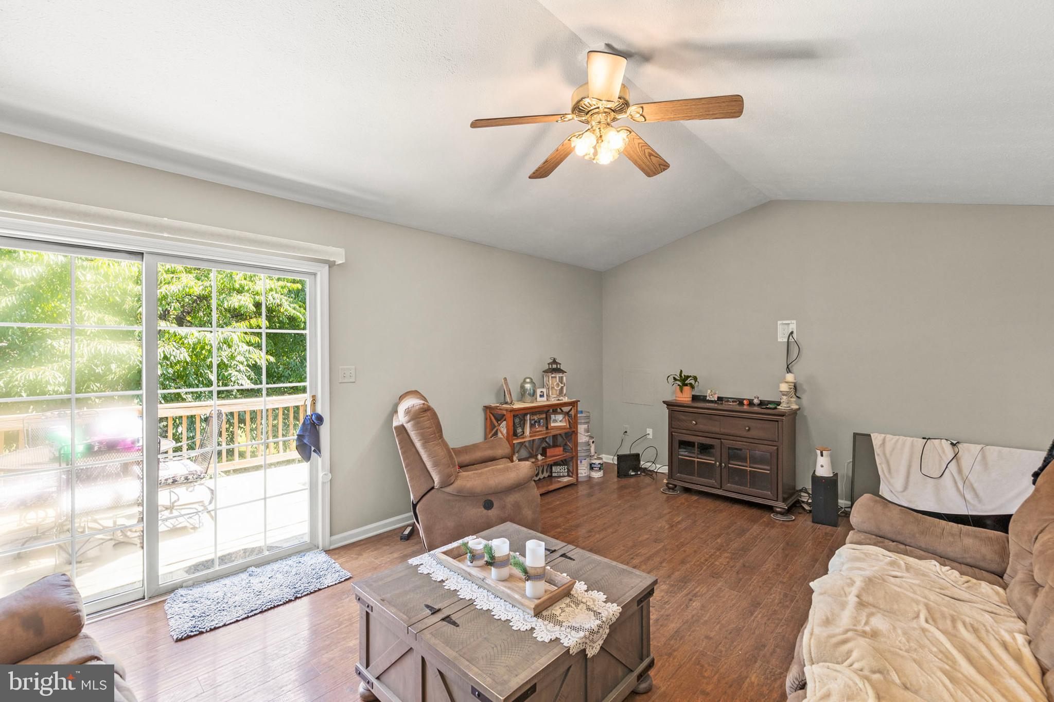 ELIZABETH STATION - Residential