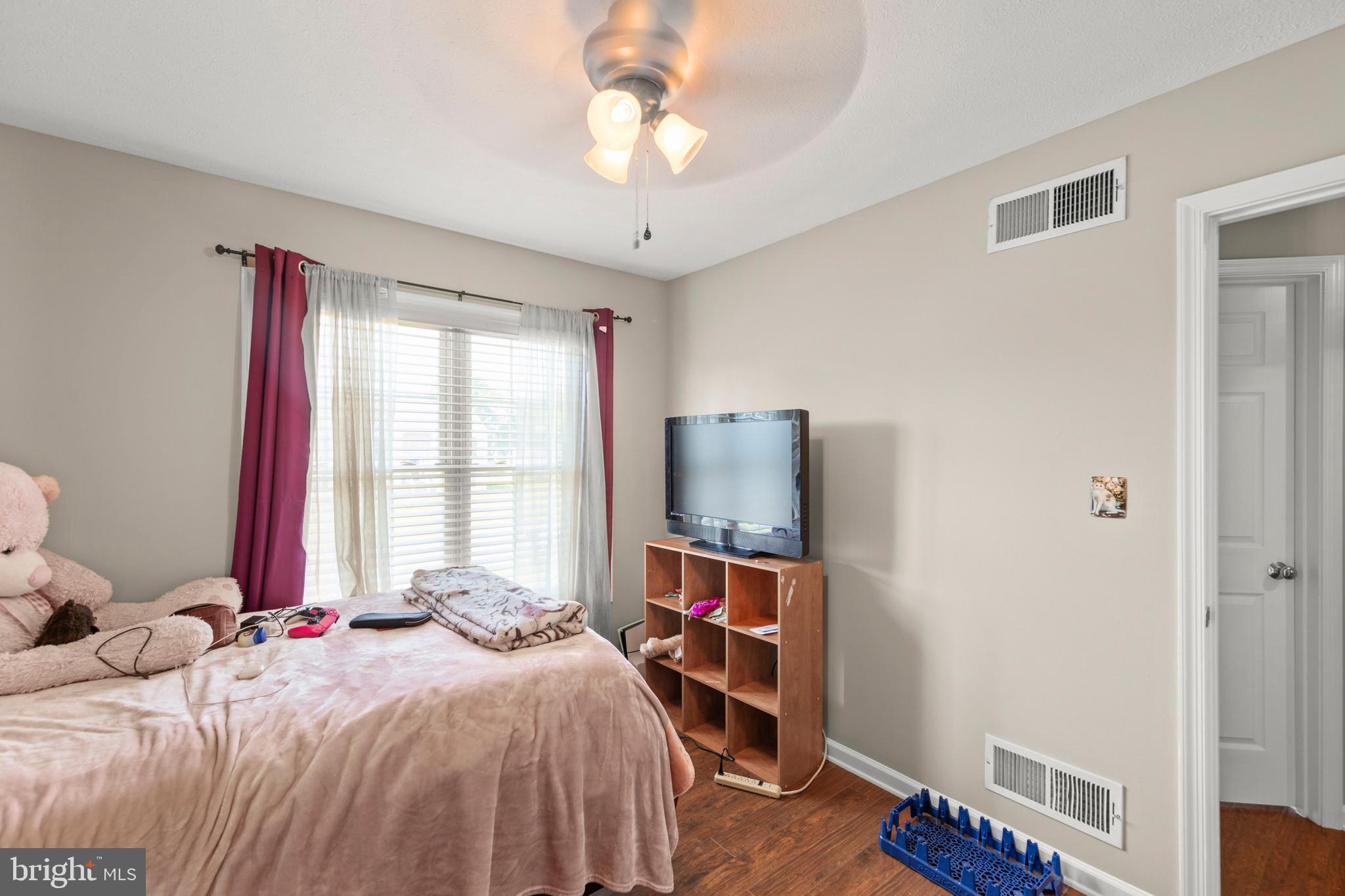 ELIZABETH STATION - Residential