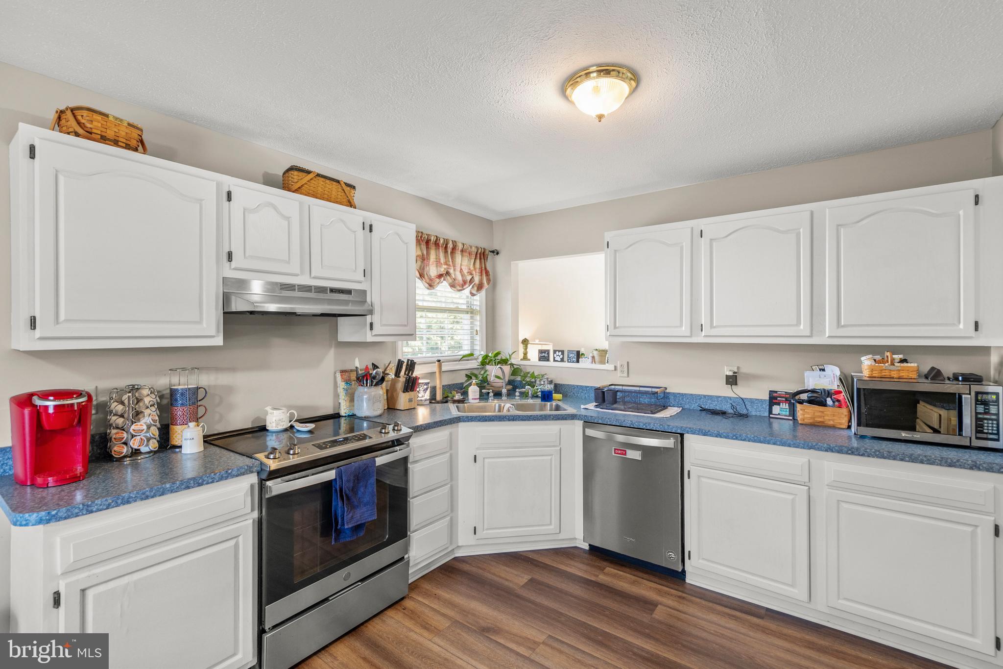 ELIZABETH STATION - Residential