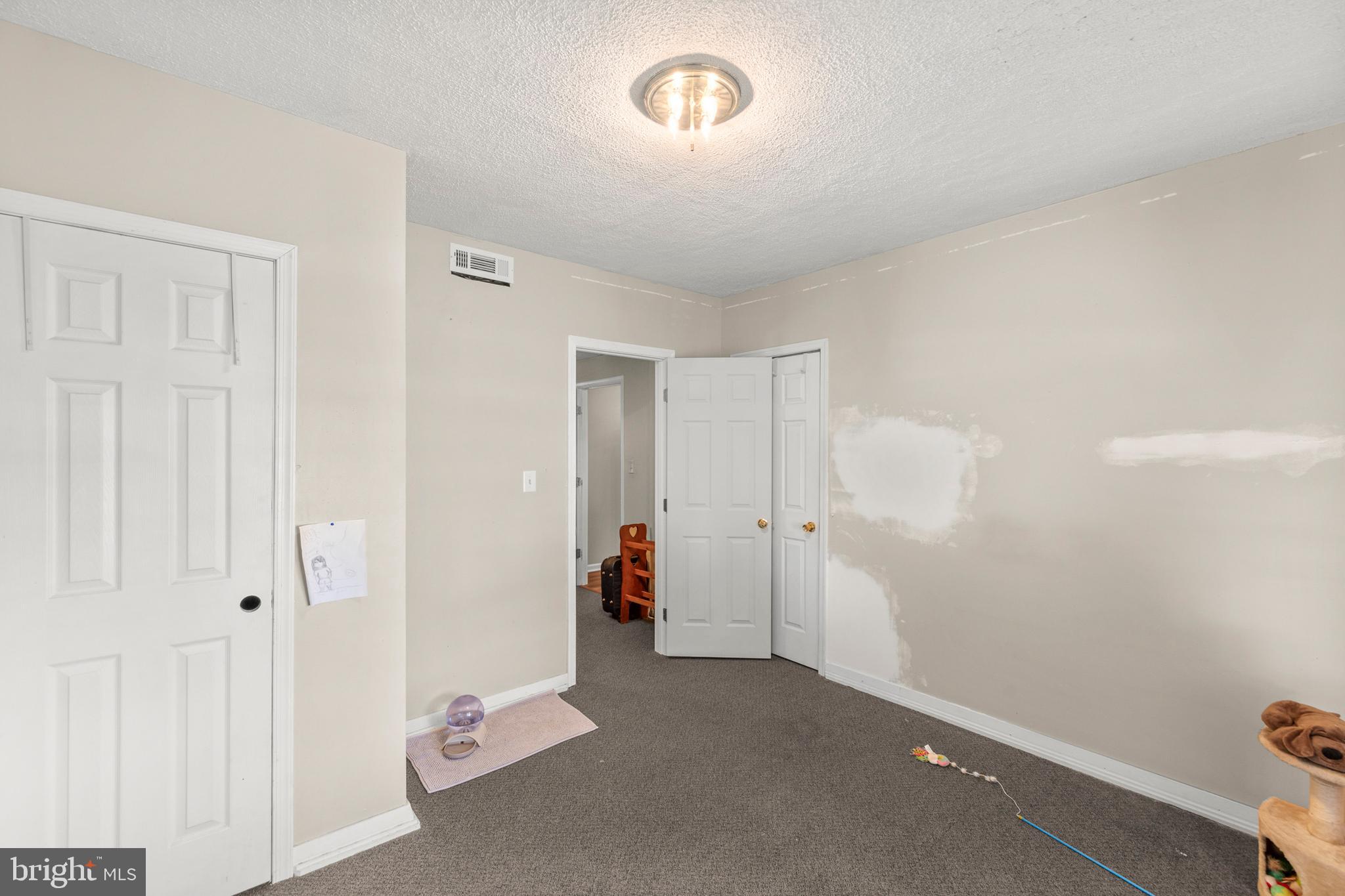 ELIZABETH STATION - Residential