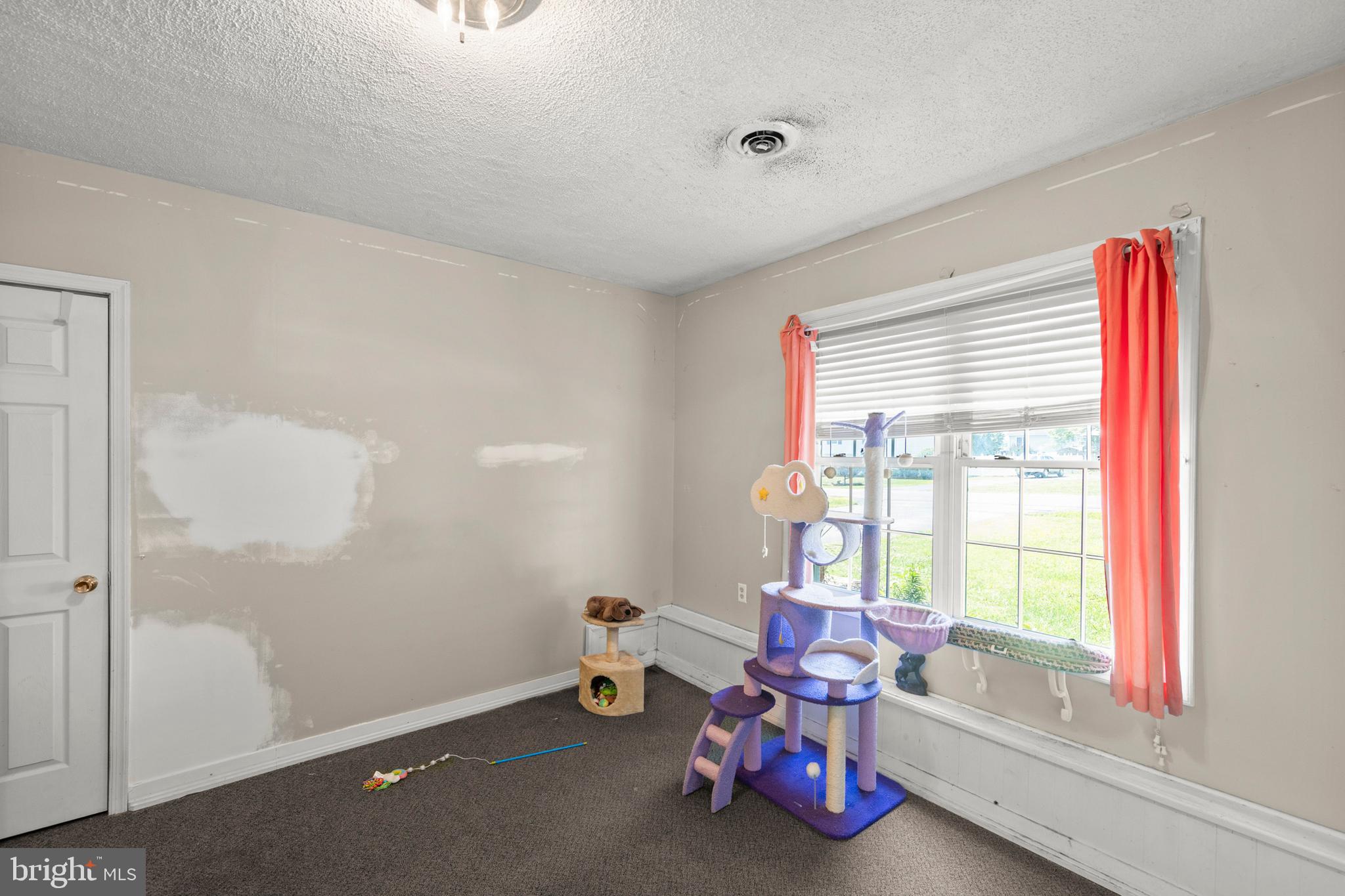 ELIZABETH STATION - Residential