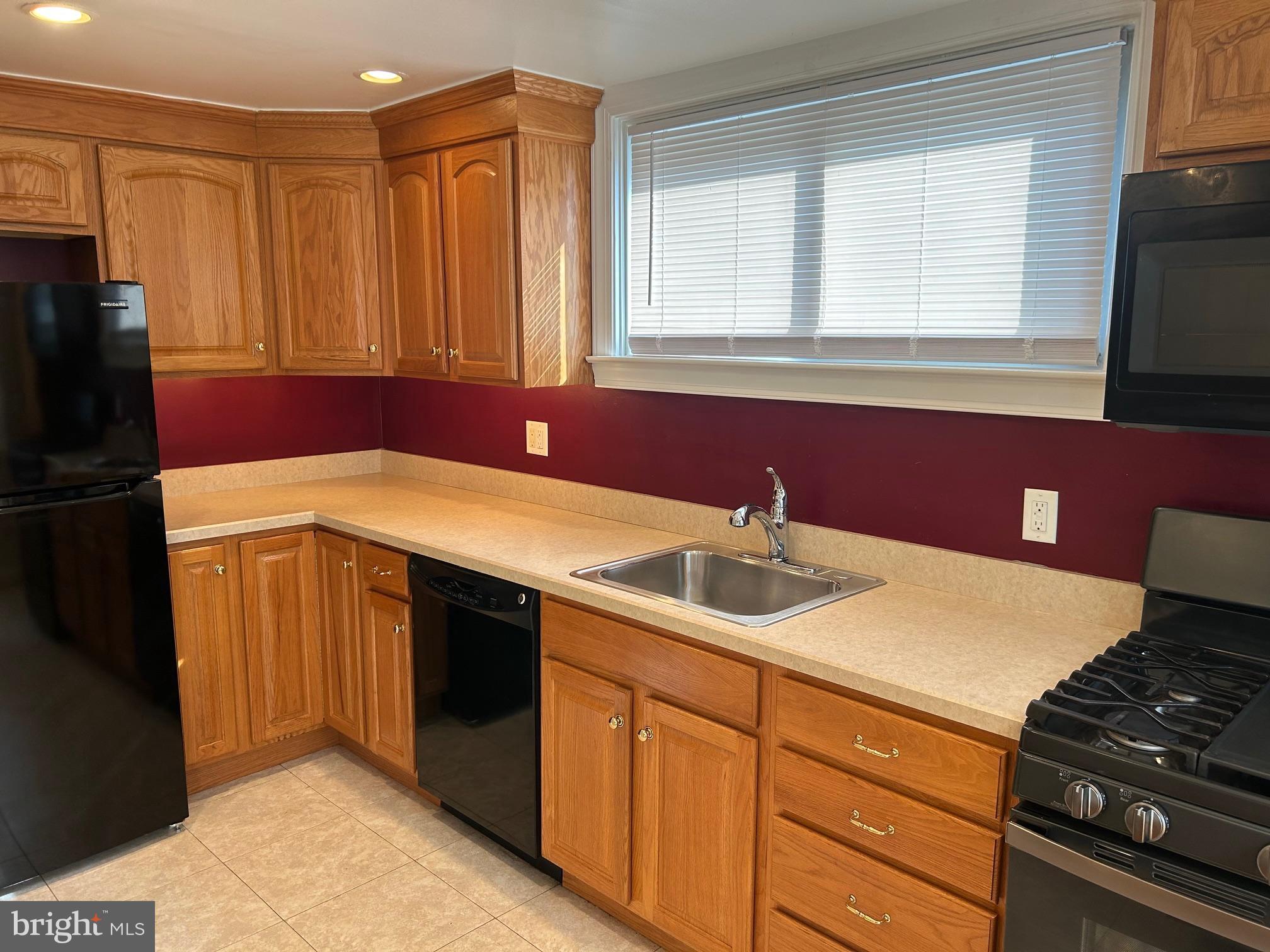 DREXEL PARK GARDEN - Residential