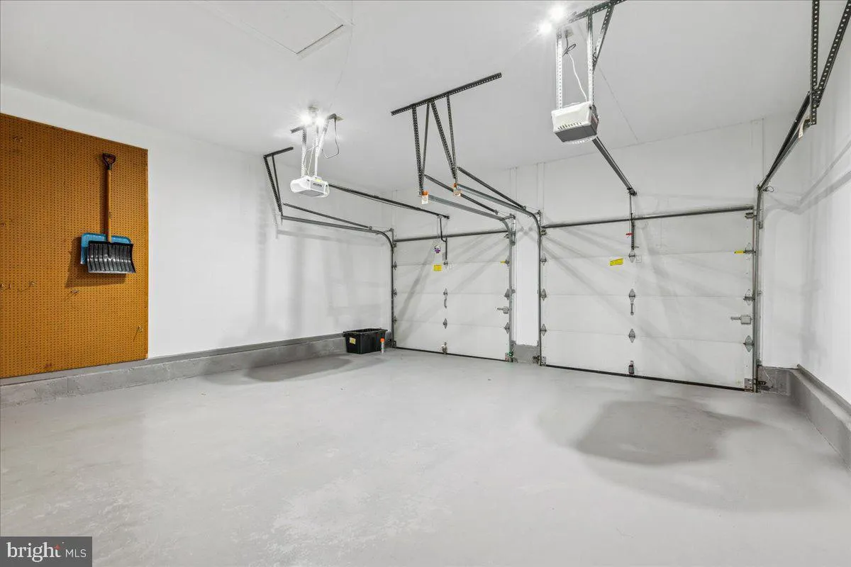 Lawrence Township, New Jersey 08648, United States, 4 Bedrooms Bedrooms, ,3 BathroomsBathrooms,Residential,Contingent,217790