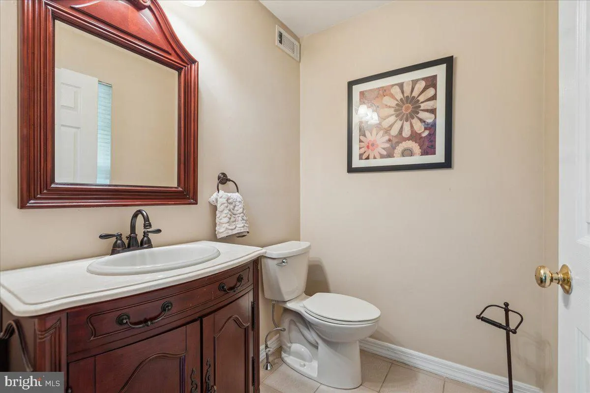 Lawrence Township, New Jersey 08648, United States, 4 Bedrooms Bedrooms, ,3 BathroomsBathrooms,Residential,Contingent,217790