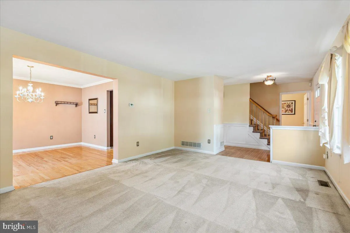 Lawrence Township, New Jersey 08648, United States, 4 Bedrooms Bedrooms, ,3 BathroomsBathrooms,Residential,Contingent,217790