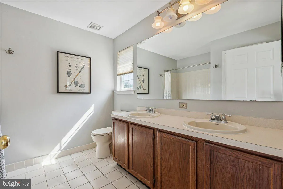 Lawrence Township, New Jersey 08648, United States, 4 Bedrooms Bedrooms, ,3 BathroomsBathrooms,Residential,Contingent,217790