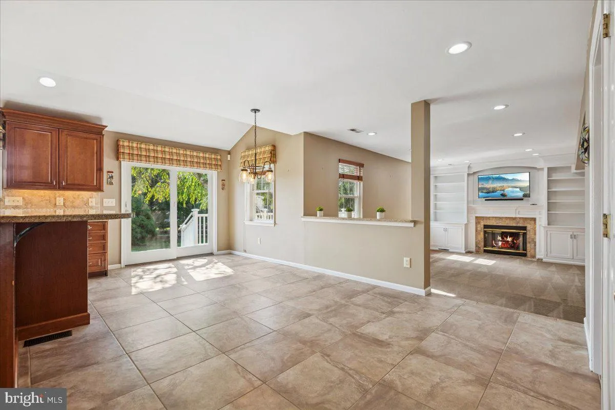 Lawrence Township, New Jersey 08648, United States, 4 Bedrooms Bedrooms, ,3 BathroomsBathrooms,Residential,Contingent,217790