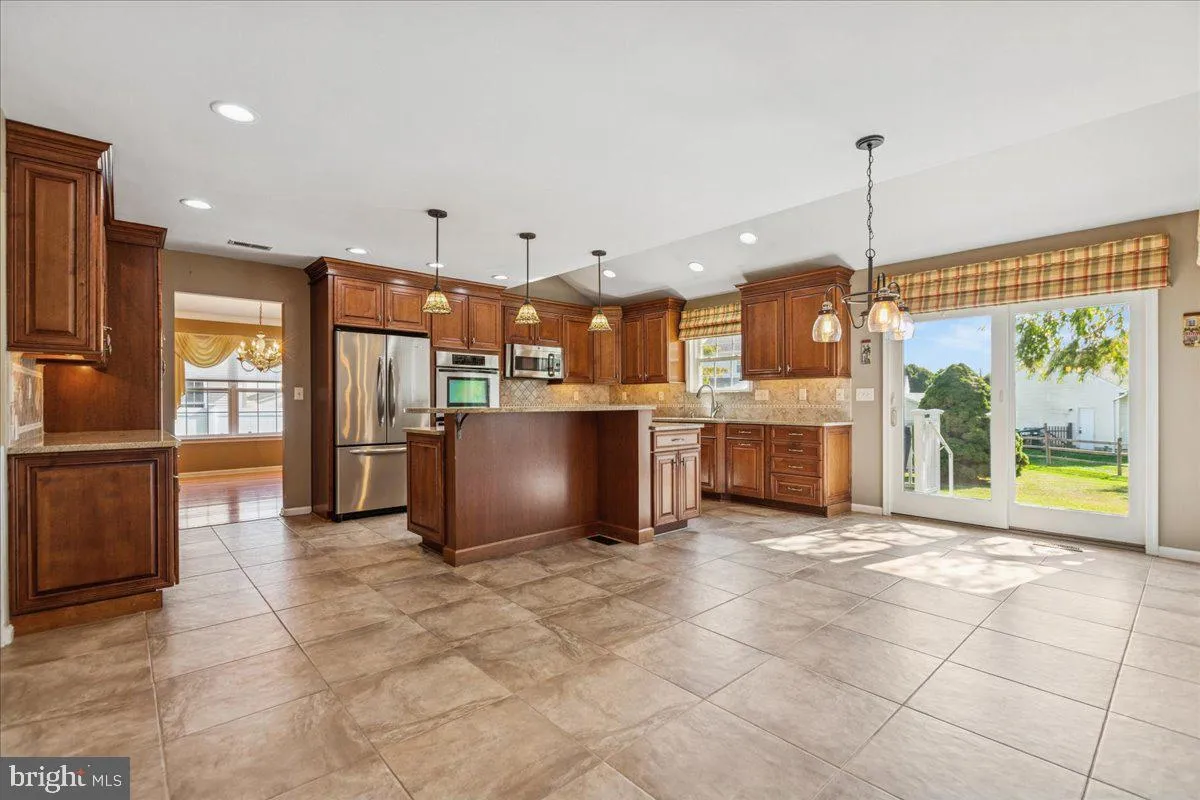 Lawrence Township, New Jersey 08648, United States, 4 Bedrooms Bedrooms, ,3 BathroomsBathrooms,Residential,Contingent,217790