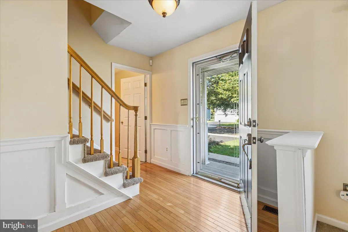 Lawrence Township, New Jersey 08648, United States, 4 Bedrooms Bedrooms, ,3 BathroomsBathrooms,Residential,Contingent,217790