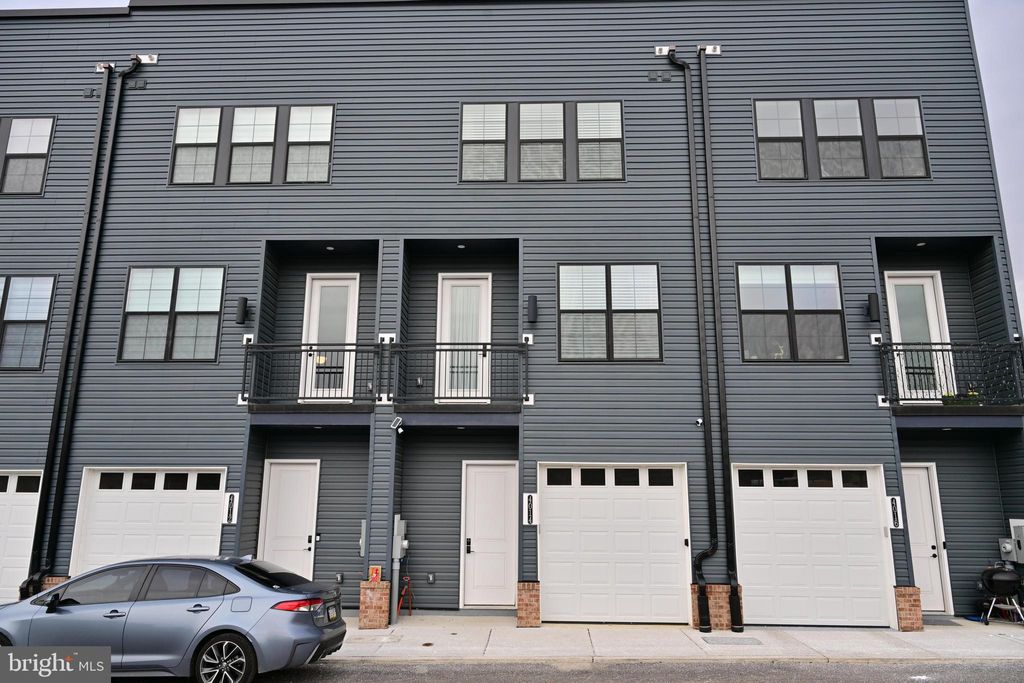 Photo of 4014 Marilyn Drive, PHILADELPHIA, PA 19131 (MLS # PAPH2579862)